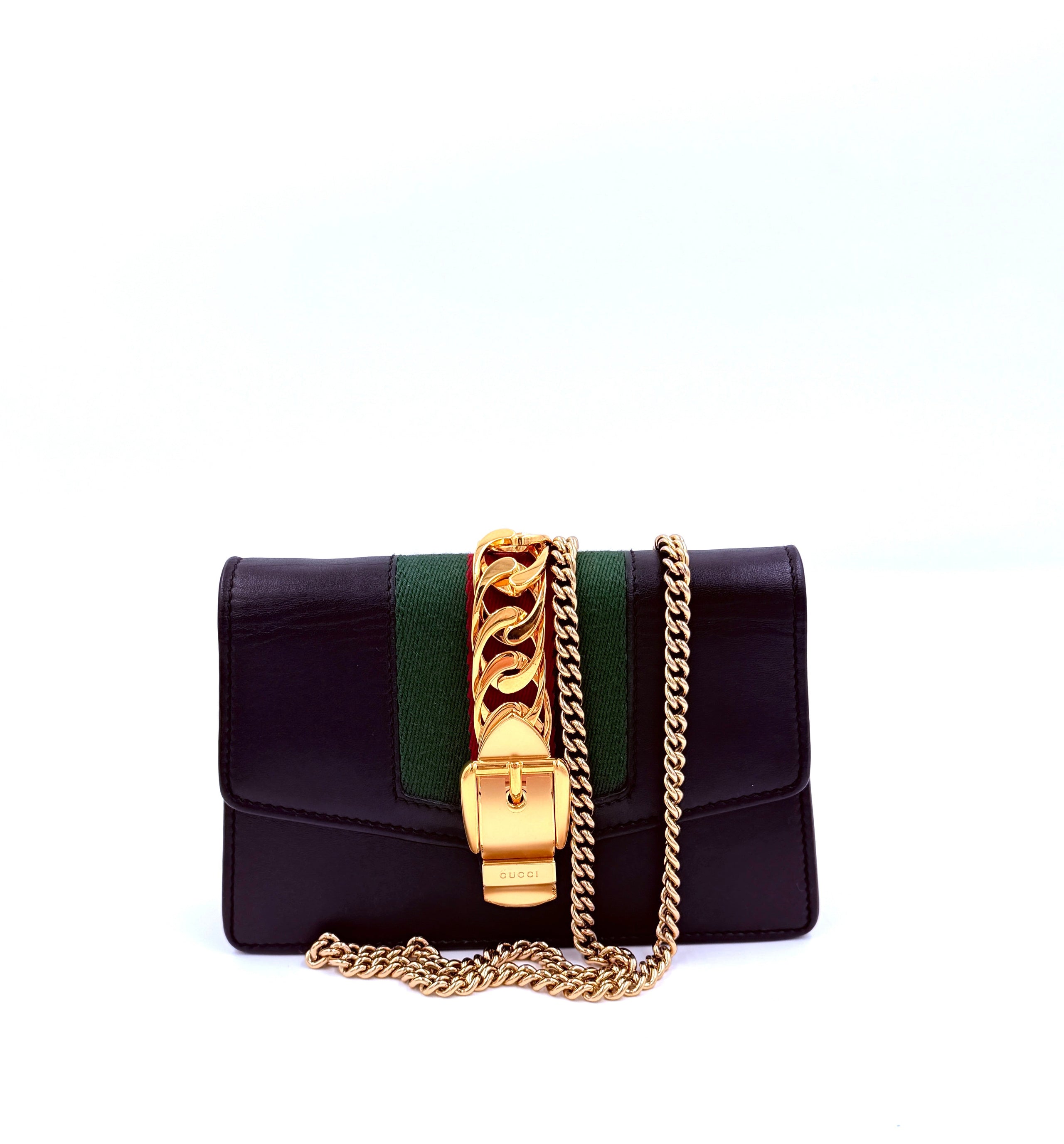 Pre-owned Gucci Sylvie Black Super Mini Crossbody Bag - Authenticated