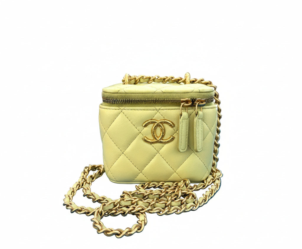 Pre-owned Chanel Lambskin Quilted CC Mini Vanity Crossbody Bag  Light Green - Authenticated