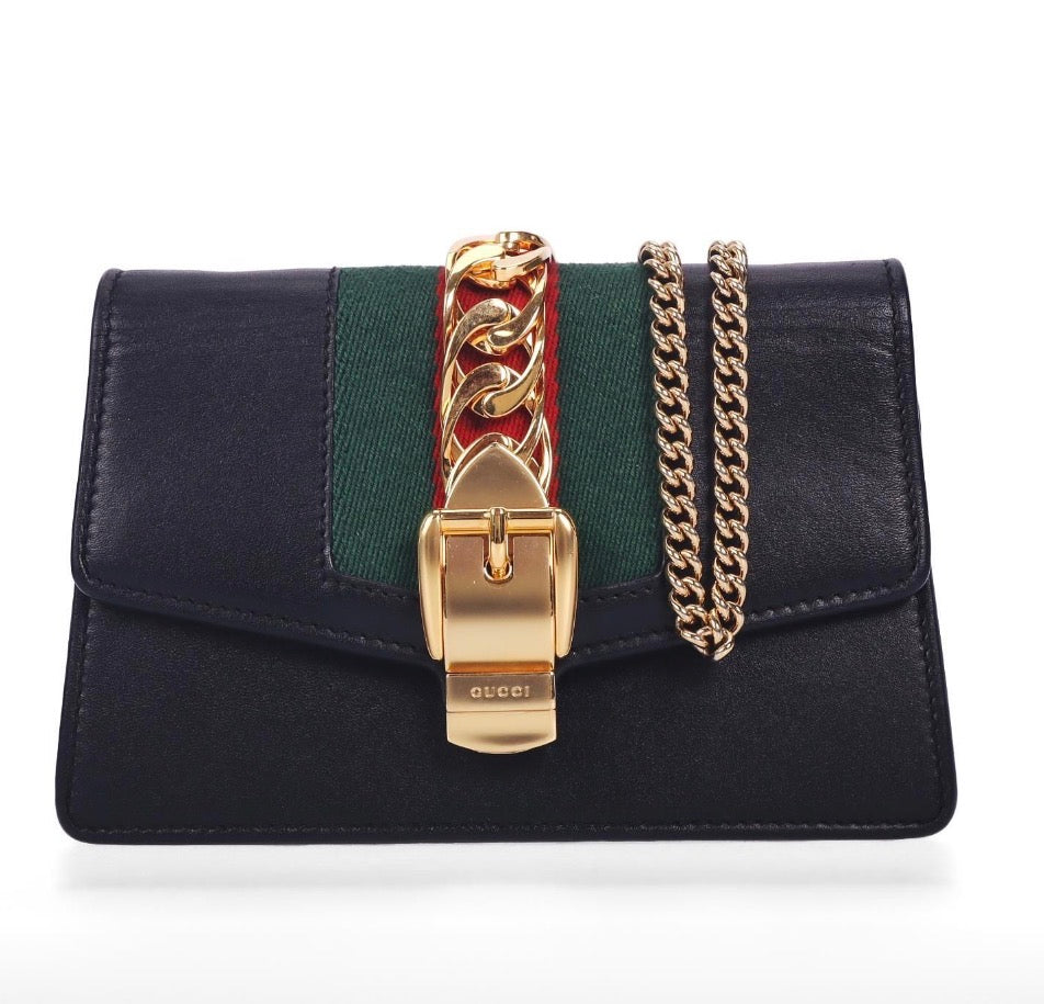 Pre-owned Gucci Sylvie Black Super Mini Crossbody Bag - Authenticated