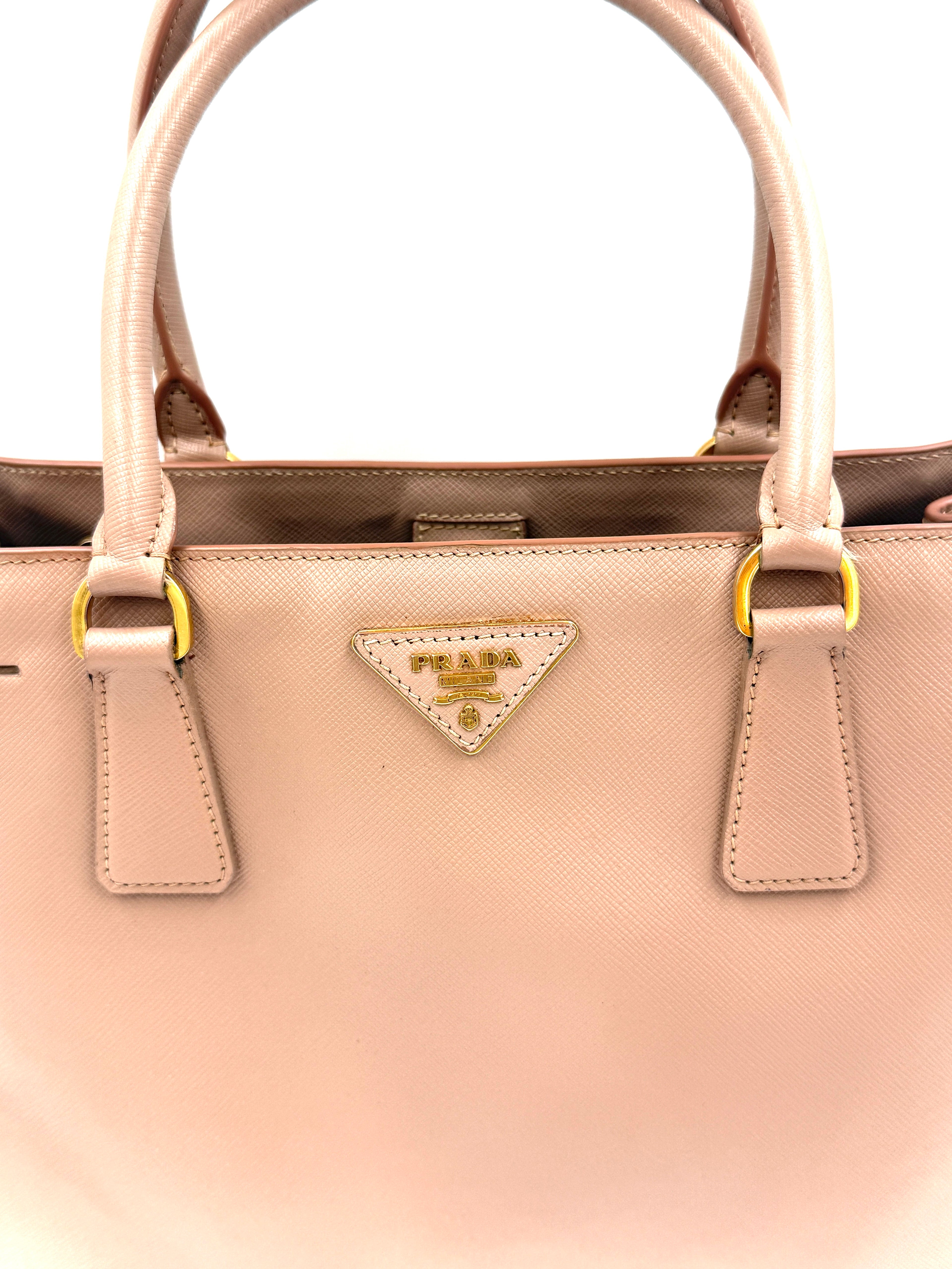 Pre-Owned Prada Galleria Saffiano Leather in Beige with Coordinating Wallet - Authenticated