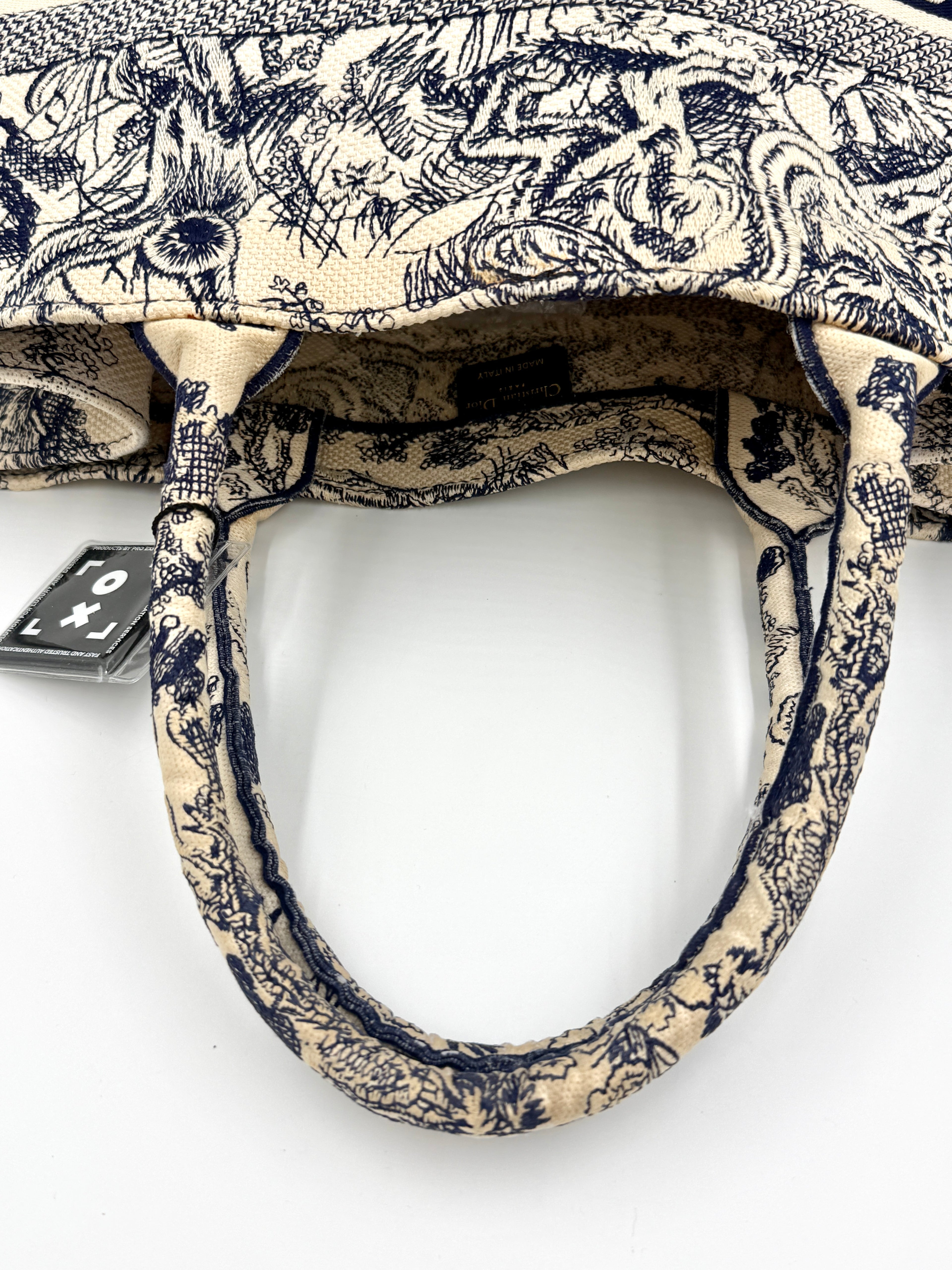 Pre-Owned Christian Dior Toile de Jouy Book Tote Large Ecru and Navy - Authenticated