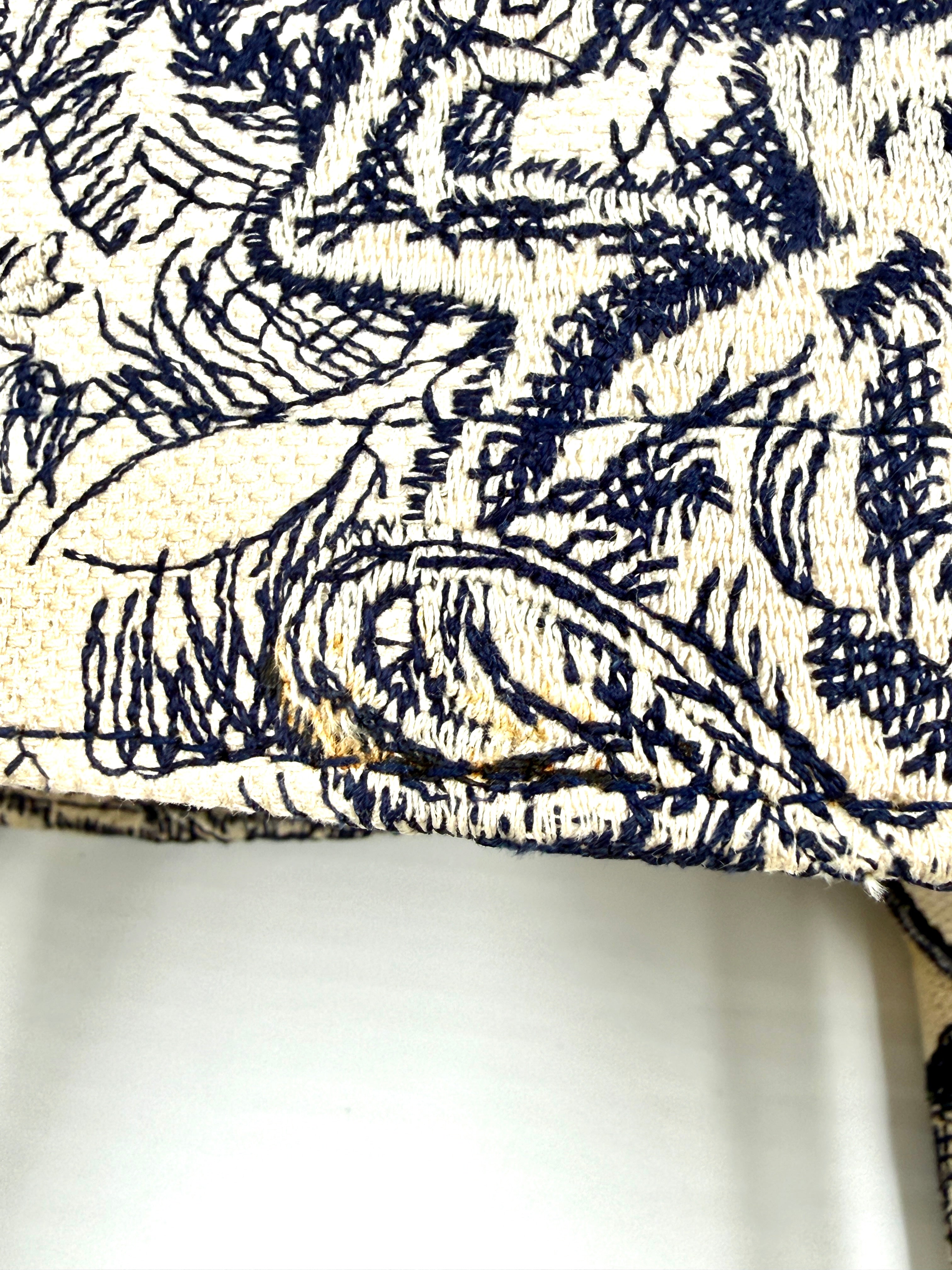 Pre-Owned Christian Dior Toile de Jouy Book Tote Large Ecru and Navy - Authenticated