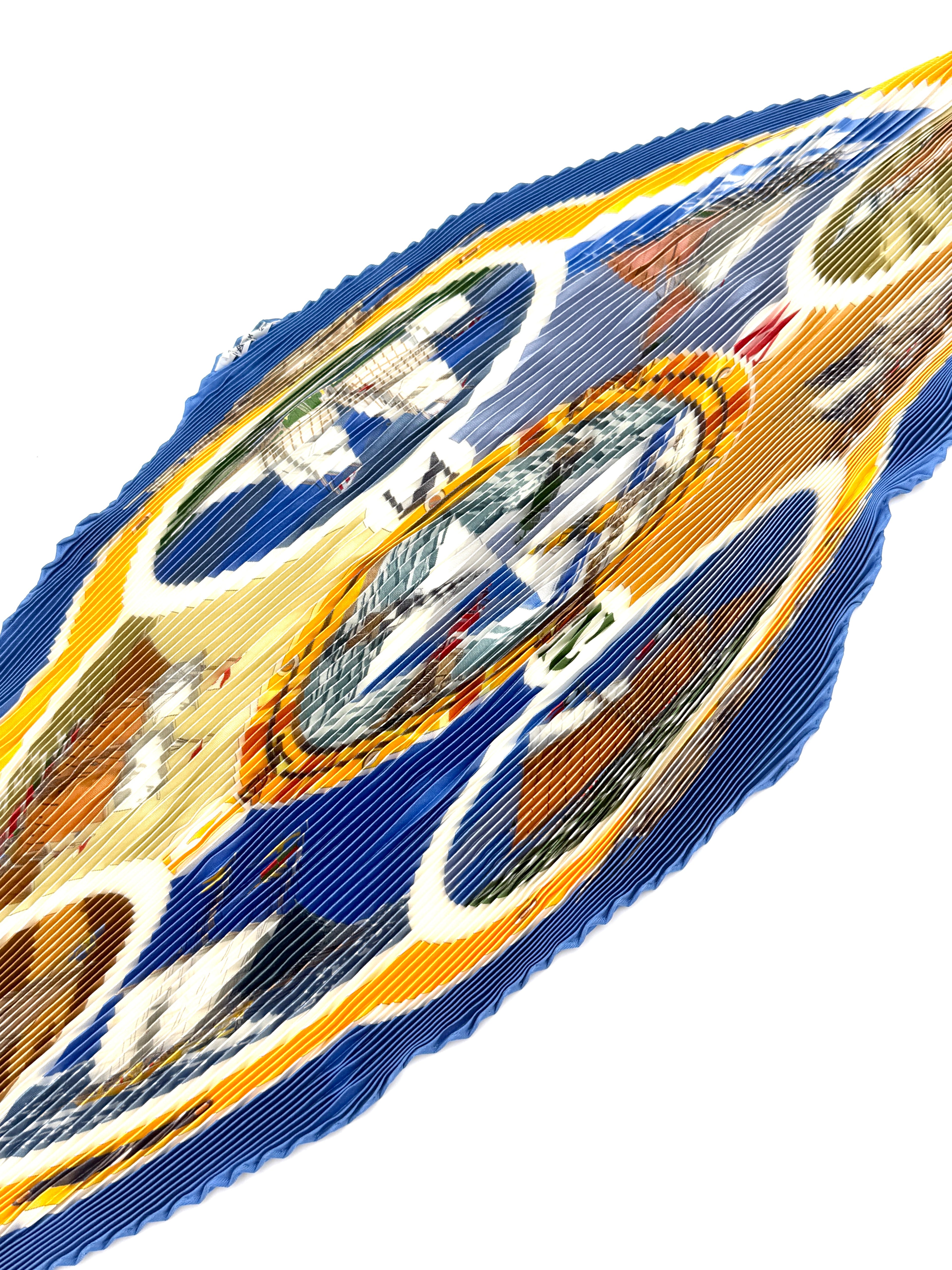 Pre-Owned Hermès Pleated Silk Scarf "La Presentation" 90cm - Authenticated