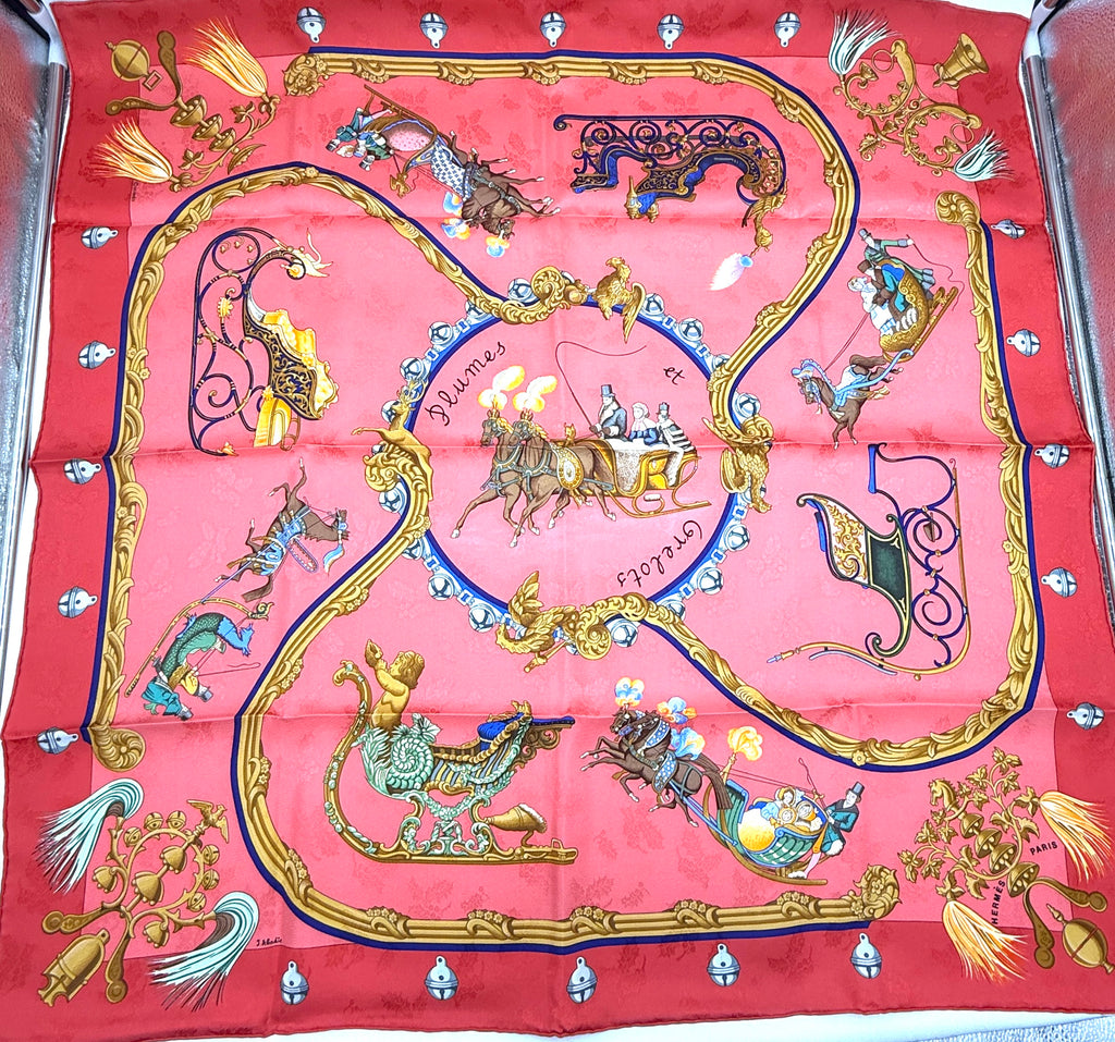Pre-Owned Hermès Silk Jacquard Scarf Plumes et Grelots 90cm