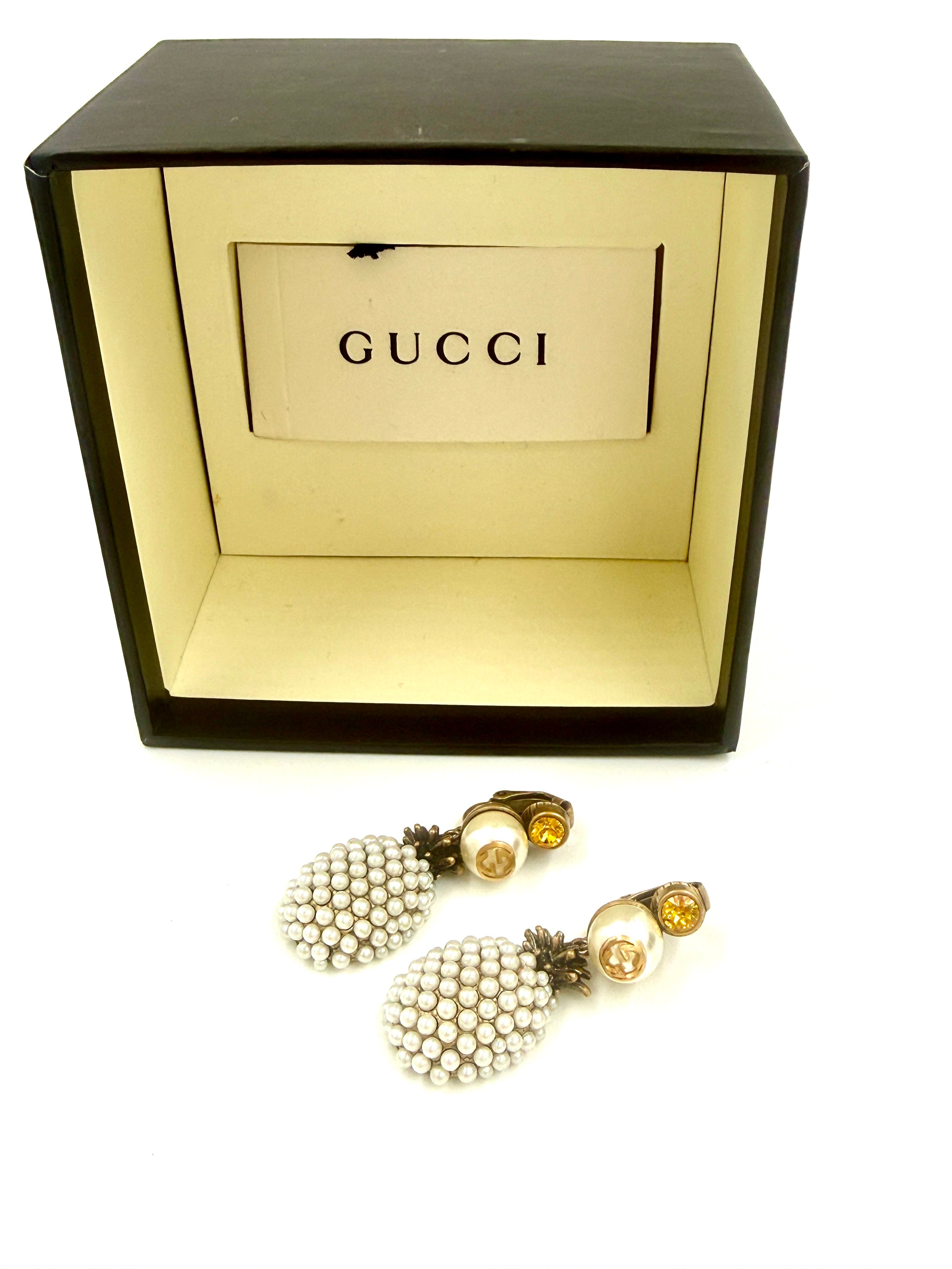 Pre-Owned Gucci Faux Pearl & Crystal Pineapple Drop Earrings - Authenticated