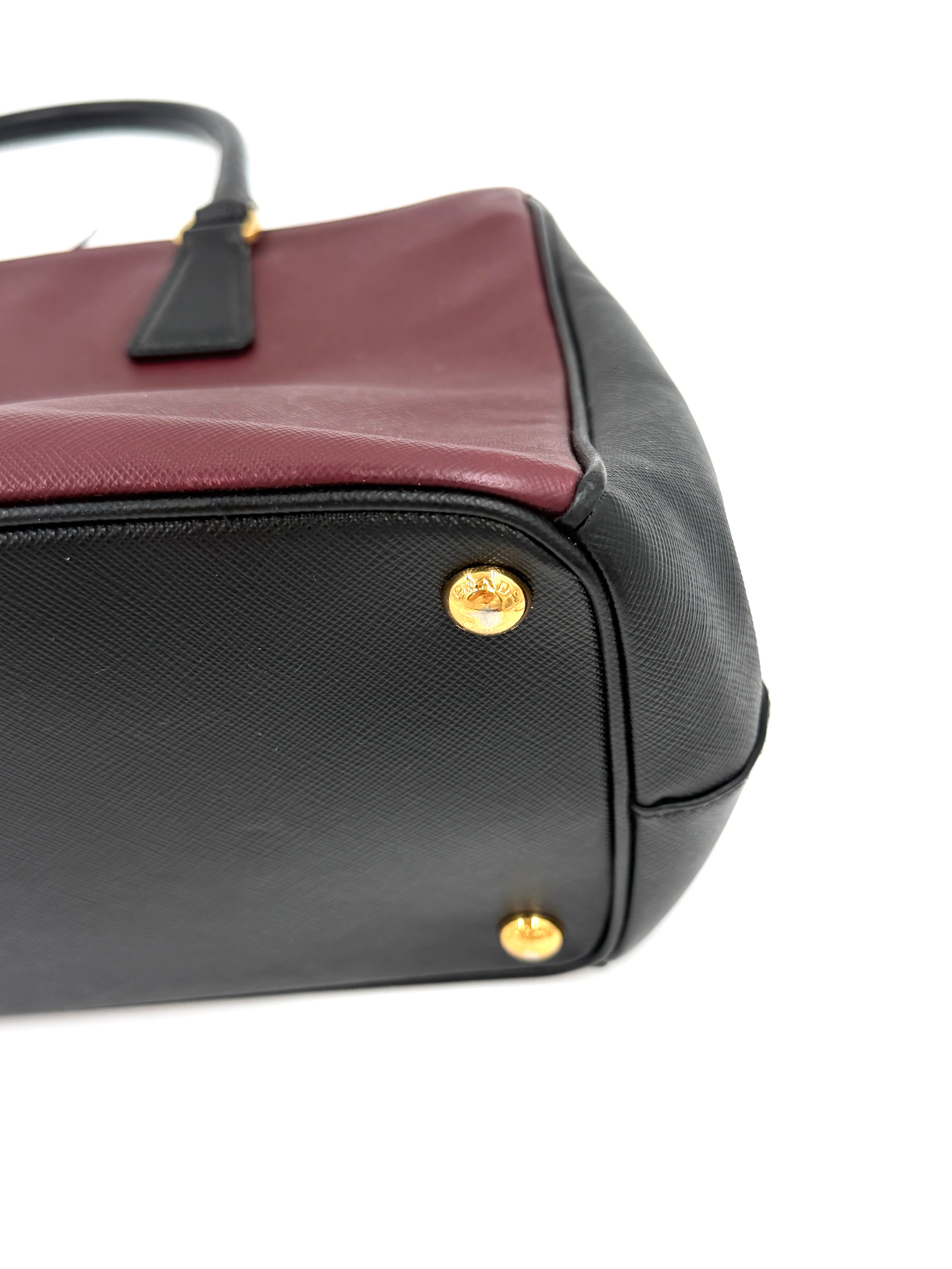 Pre-Owned rada Saffiano Leather Galleria Double Zip Tote - Authenticated