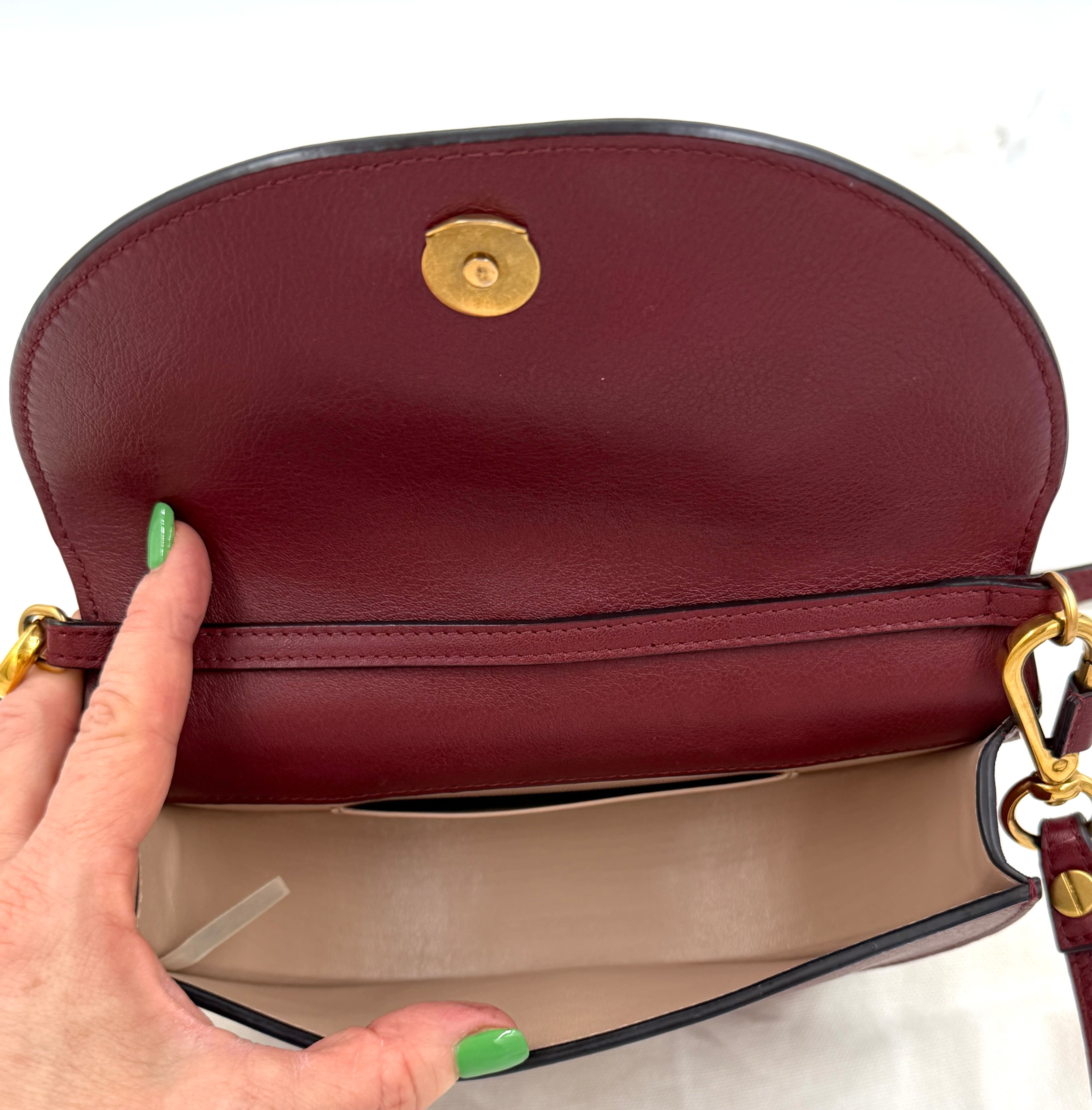 Pre-Owned Chloe Nile Burgundy Leather Bracelet Bag - Authenticated