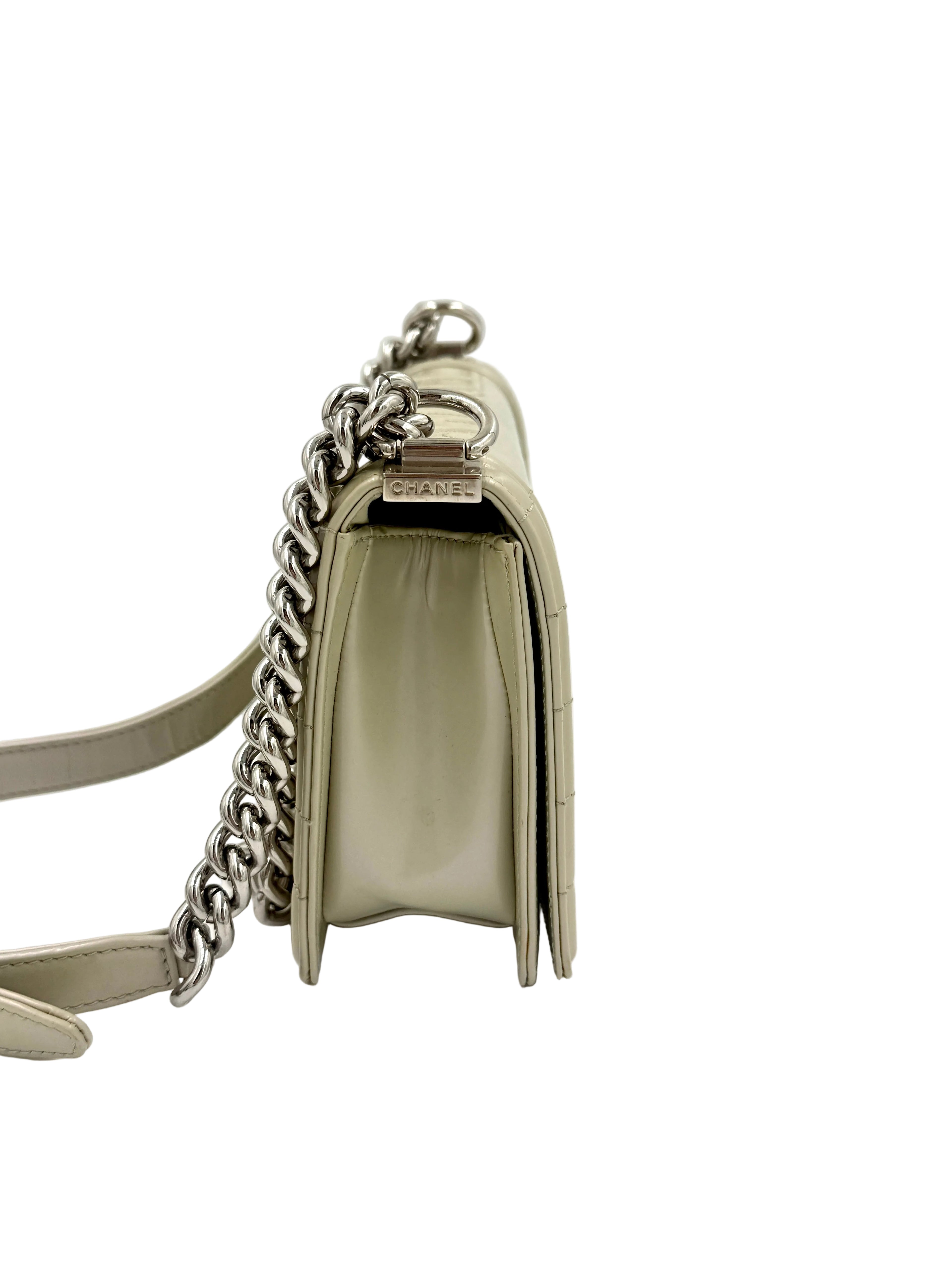 Pre-Owned Chanel Reverso Boy Bag Pearlescent Grey 2012 - Authenticated