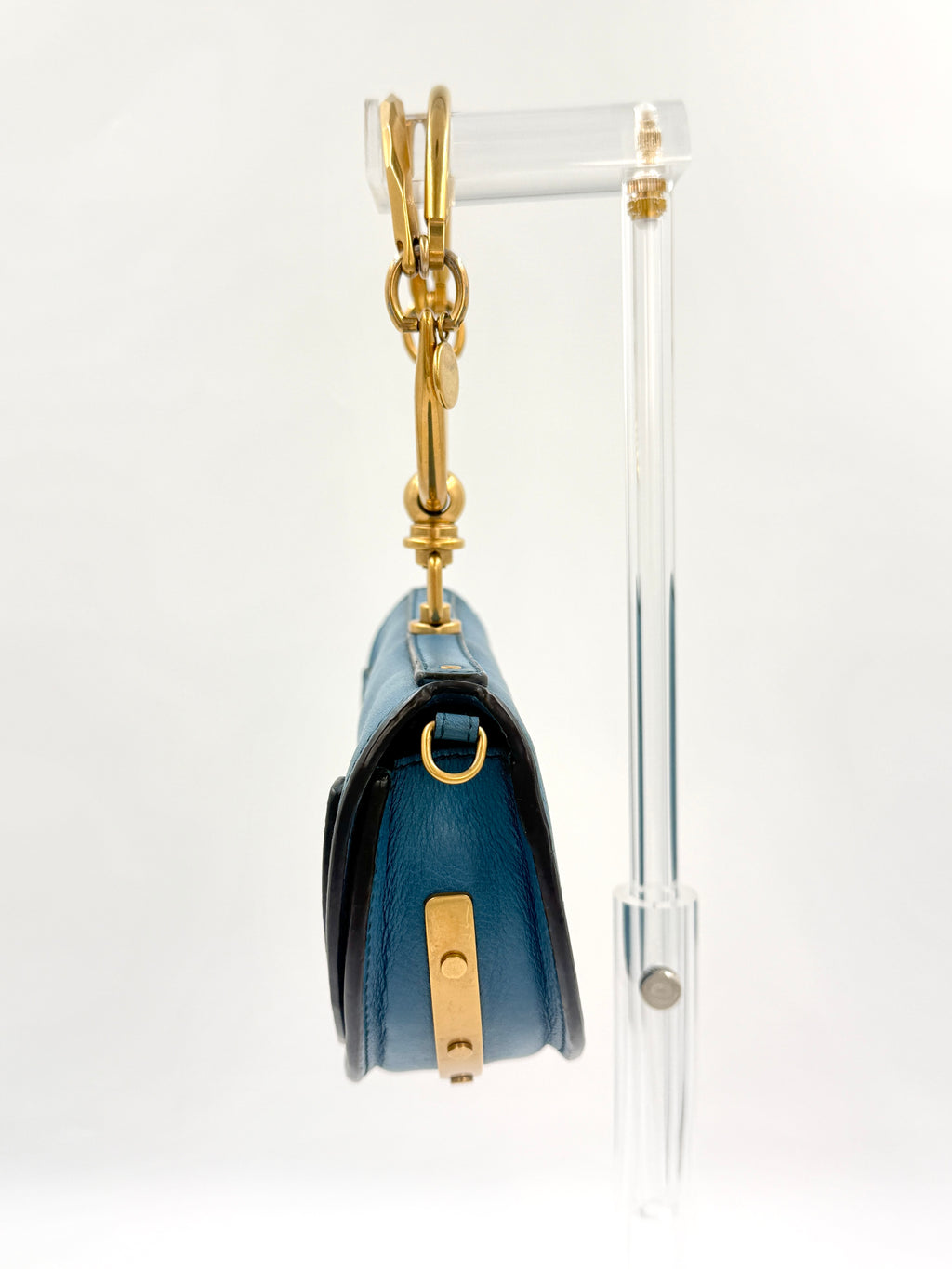 Pre-Owned Chloé Nile Small Bracelet Minaudière Crossbody Bag - Blue Leather with Gold Hardware - Authenticated