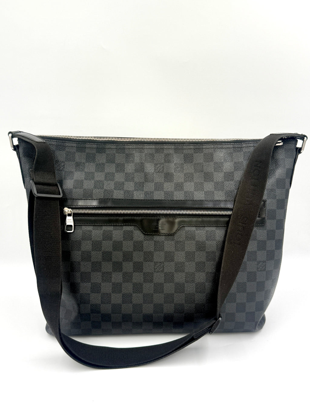 Pre-Owned Authentic Louis Vuitton Damier Graphite Canvas Mick GM Bag - Authenticated