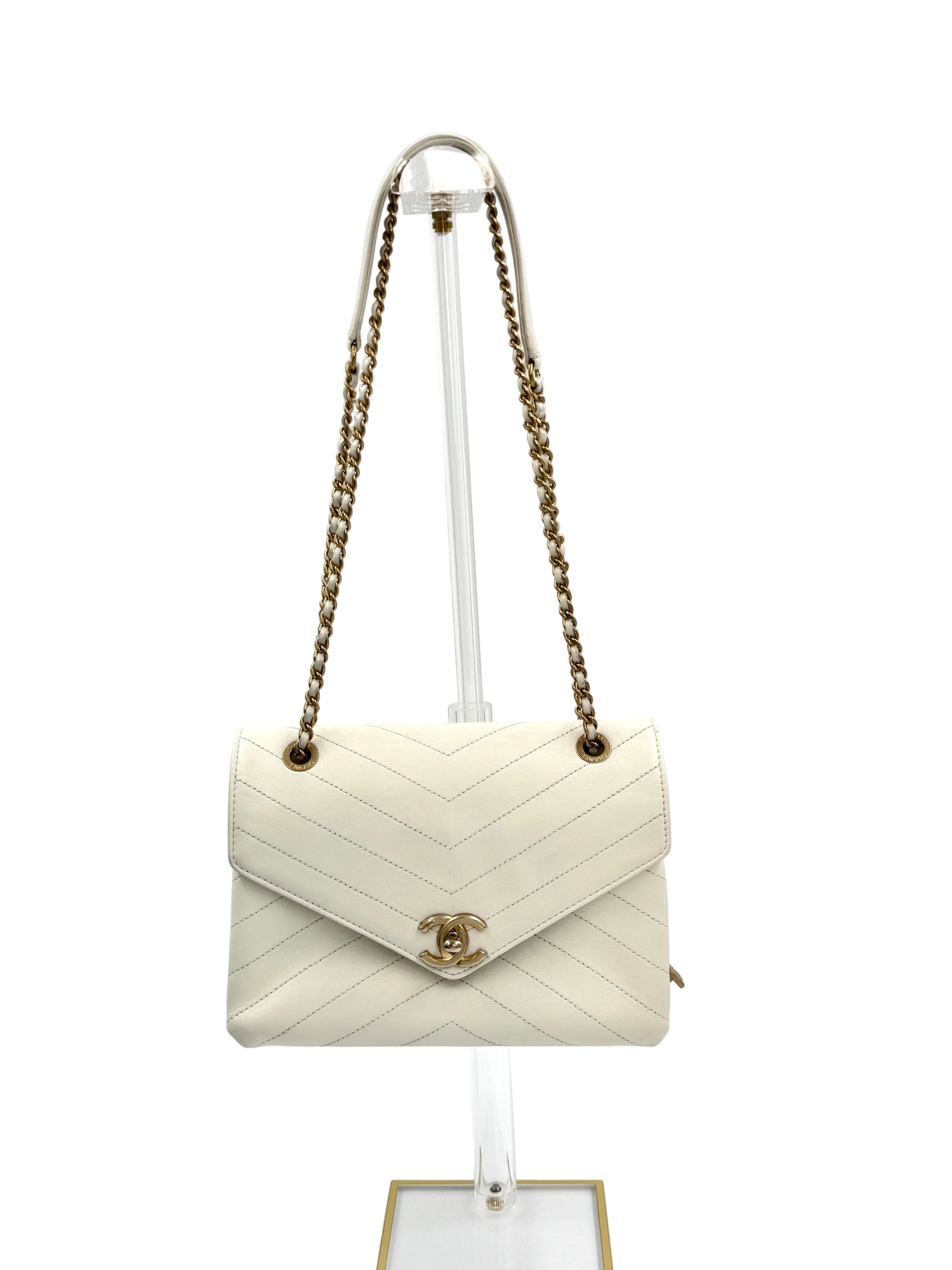Pre-owned Chanel Coco Chevron Envelope Flap Crossbody Bag - Authenticated