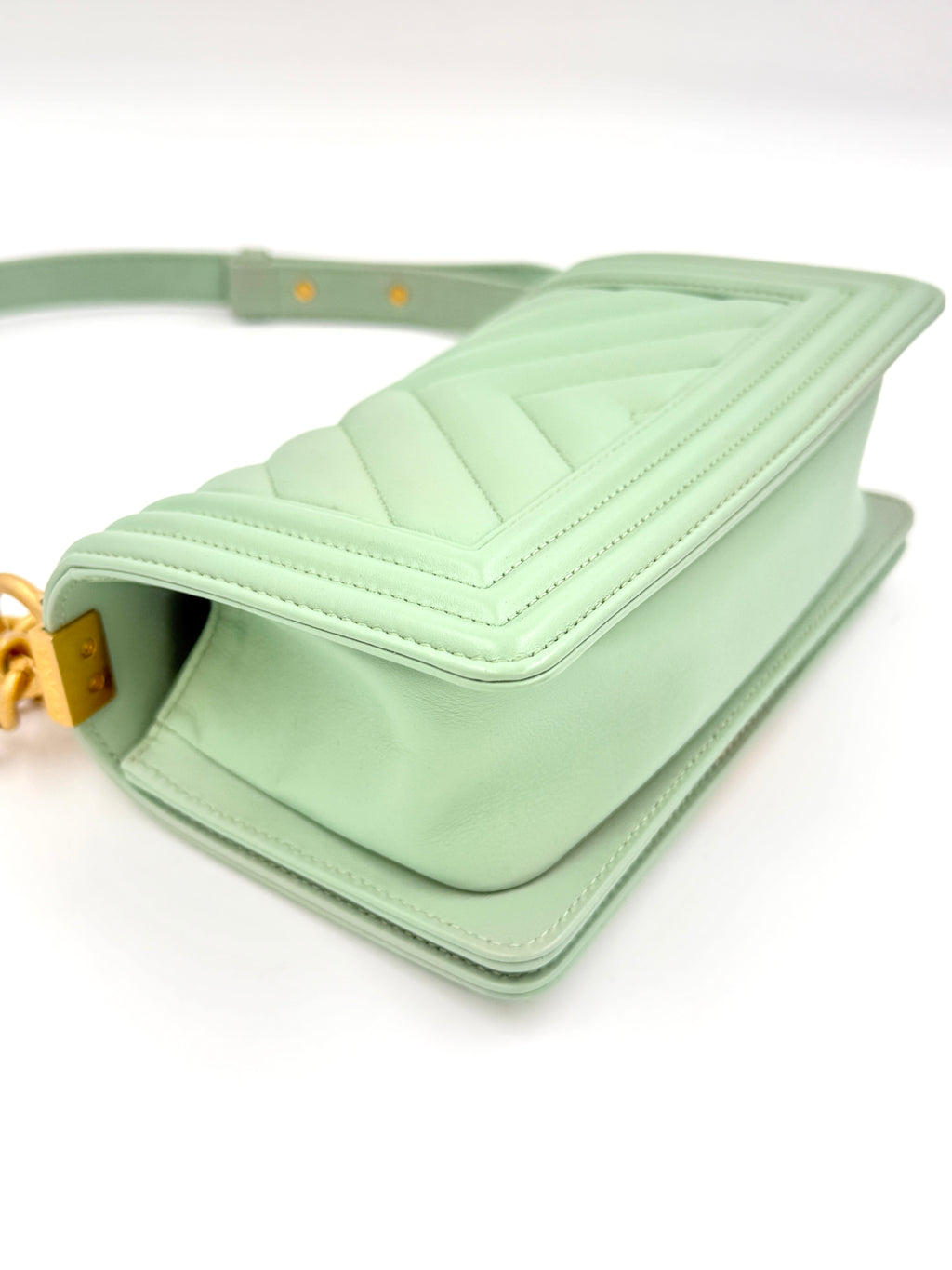 Pre-Owned Chanel Chevron Boy Bag Mint Green with Gold Hardware Small - Authenticated