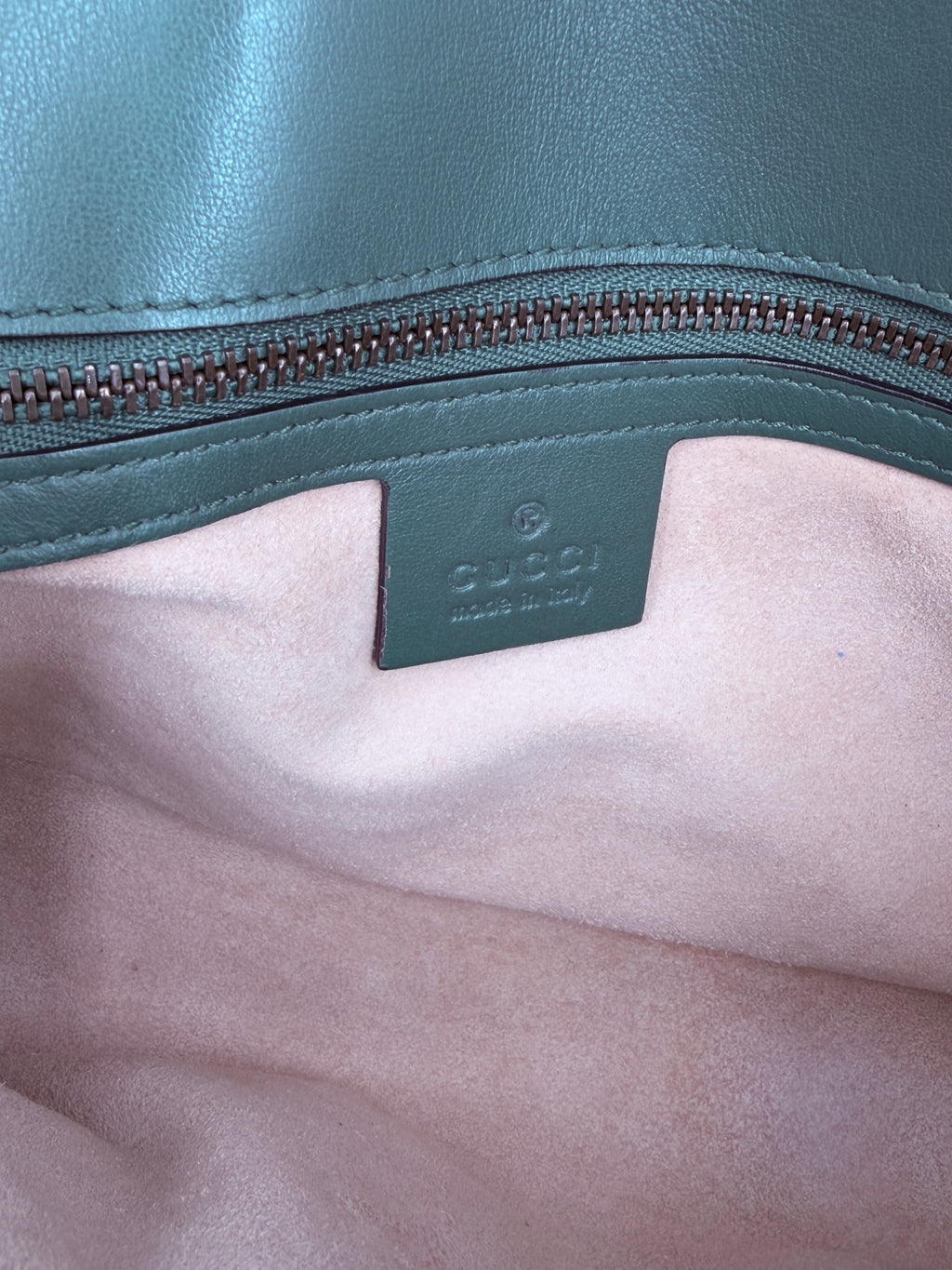 Pre-owned Gucci Green Marmont GG Matelassé Shoulder Bag - Authenticated