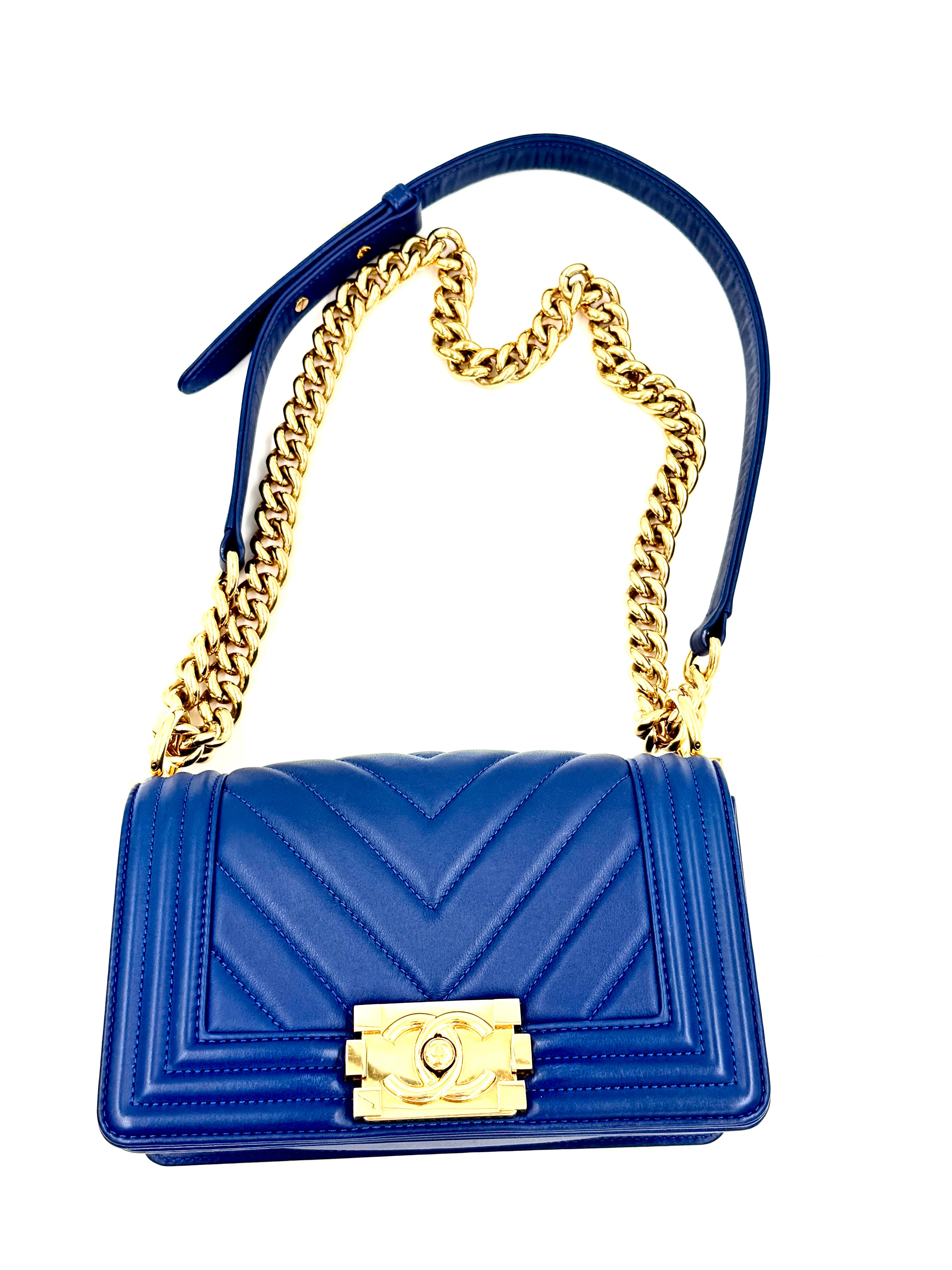 Pre-Owned Chanel Chevron Blue Boy Bag with Gold Hardware Small - Authenticated