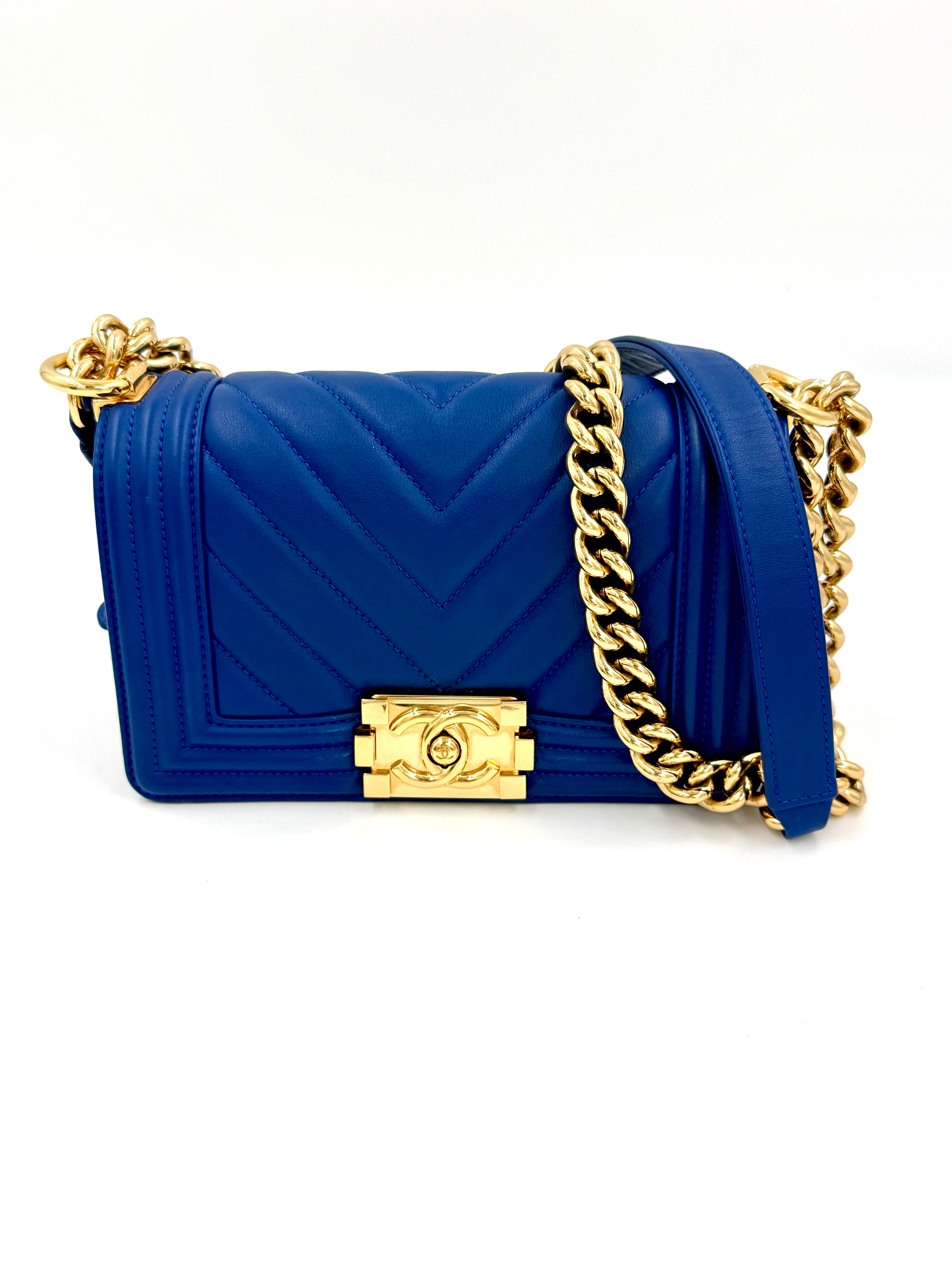 Pre-Owned Chanel Chevron Blue Boy Bag with Gold Hardware Small - Authenticated