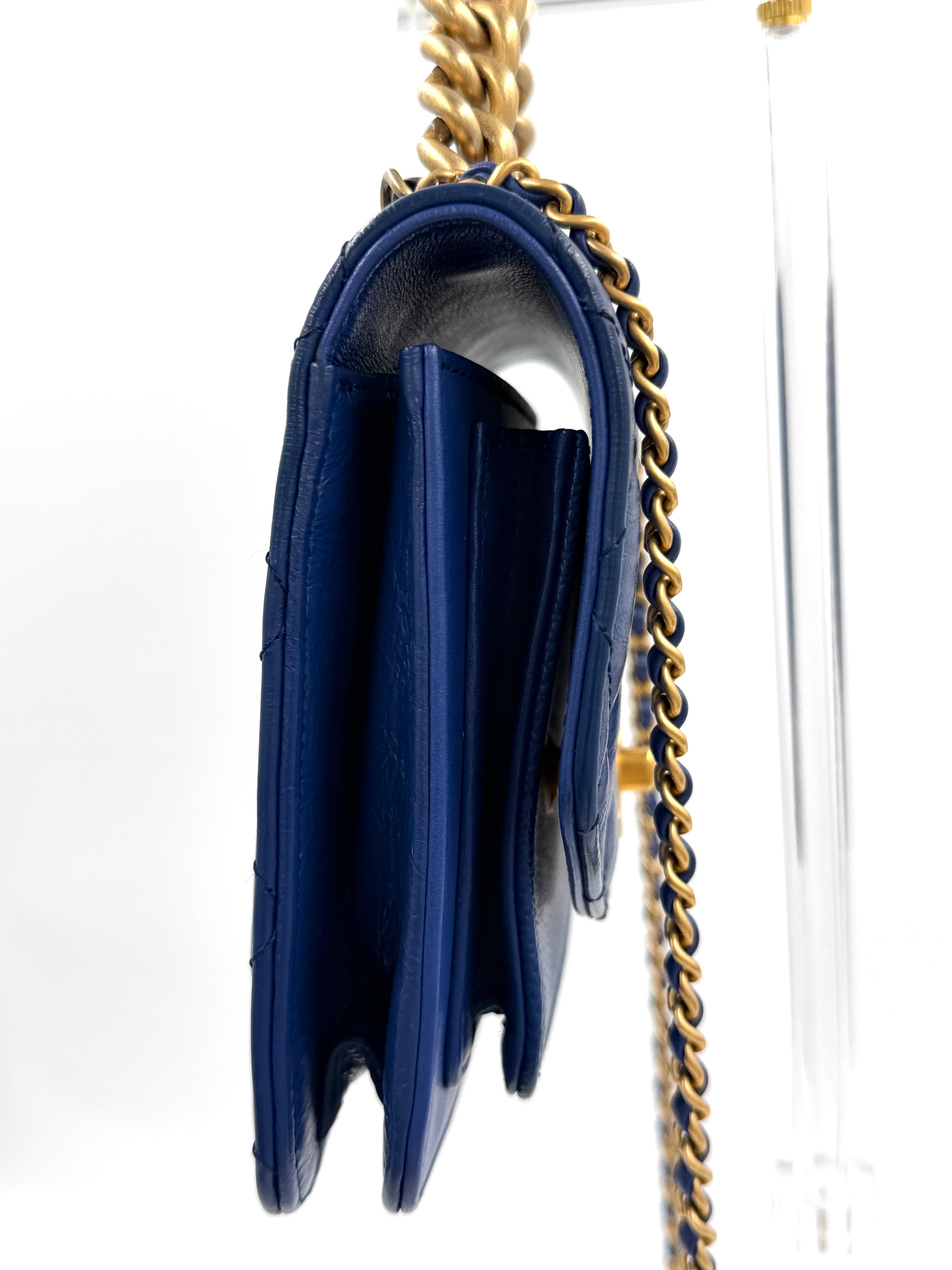 Pre-owned Chanel Calfskin Caviar Quilted Mini Chain Handle Flap Blue - Authenticated