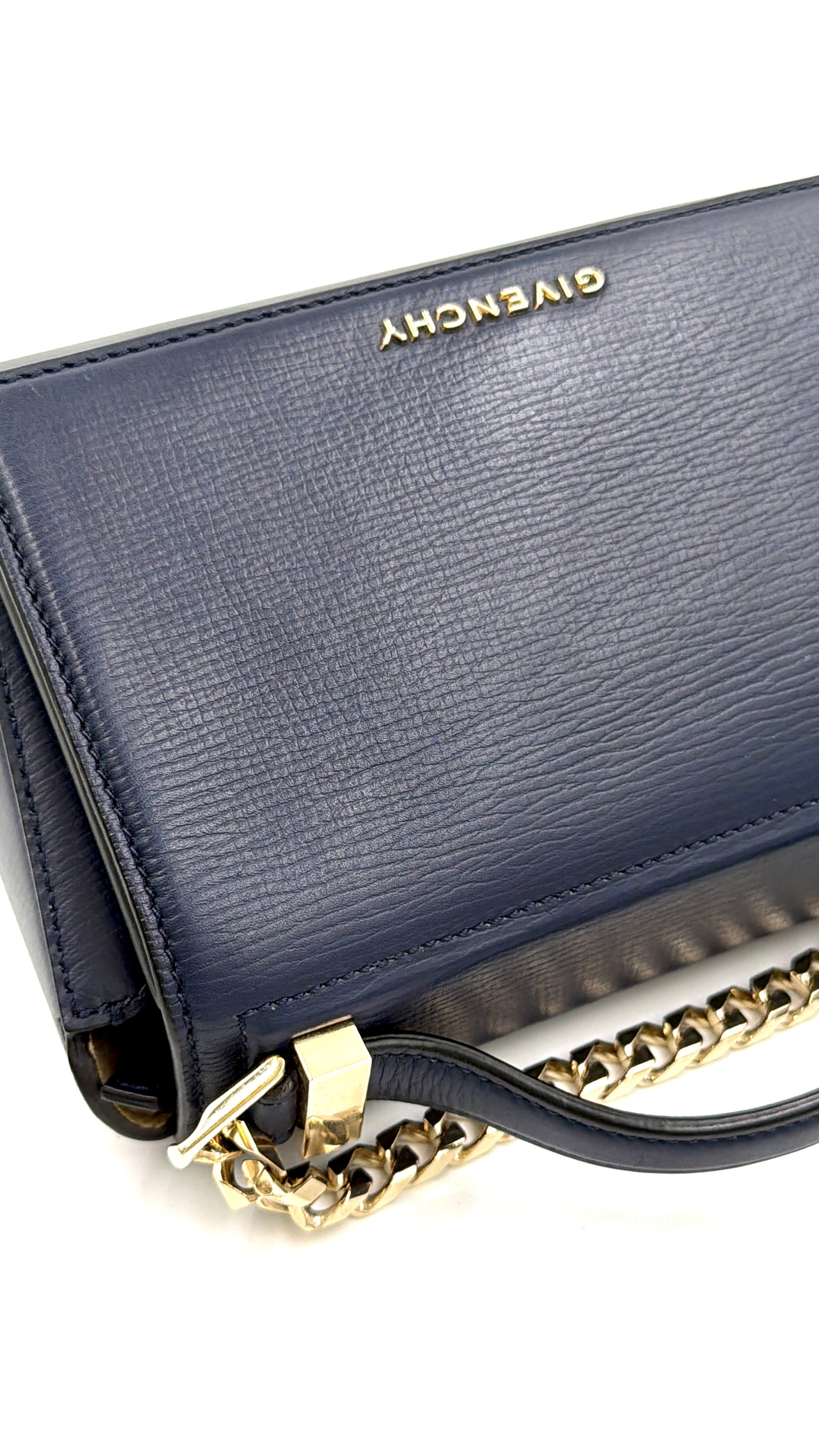 Pre-owned Givenchy Chain Pandora Box Bag Leather Mini - Authenticated