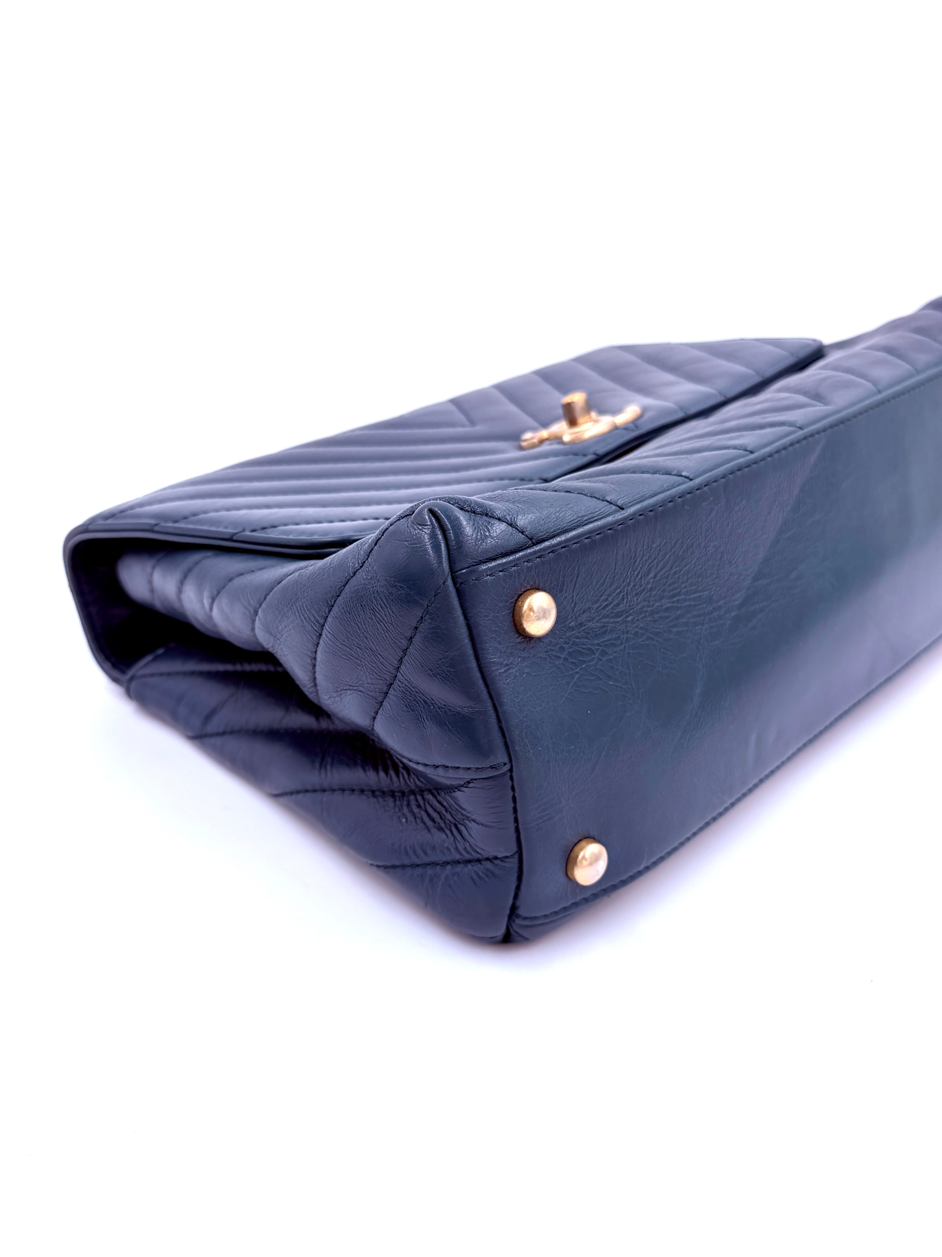 Pre-owned Chanel Blue Chevron  Calfskin and Lizard Coco Handle Medium - Authenticated