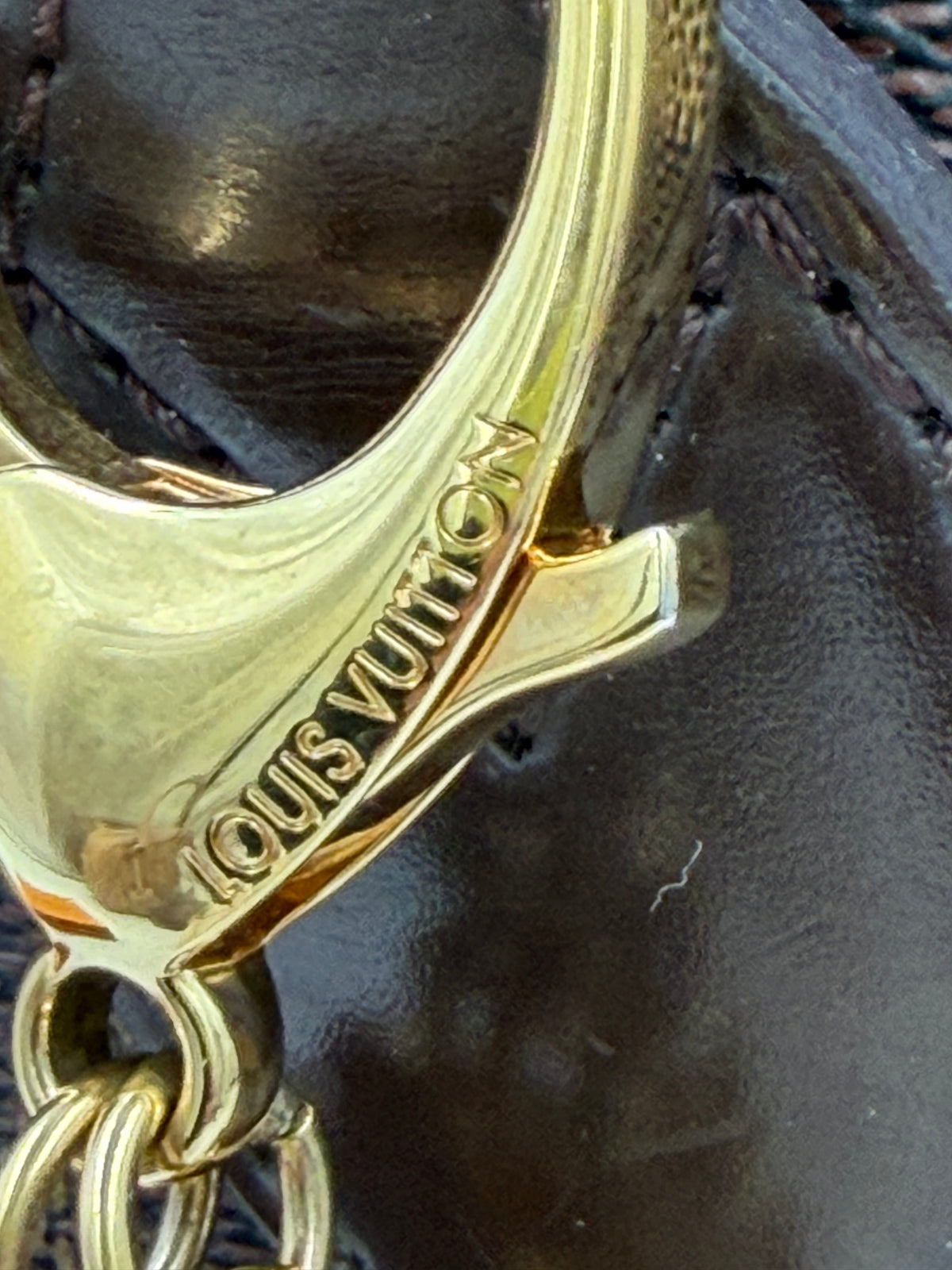 Pre-owned Louis Vuitton Fleur de Monogram Bag Charm Gold-Tone Black Beige Enamel