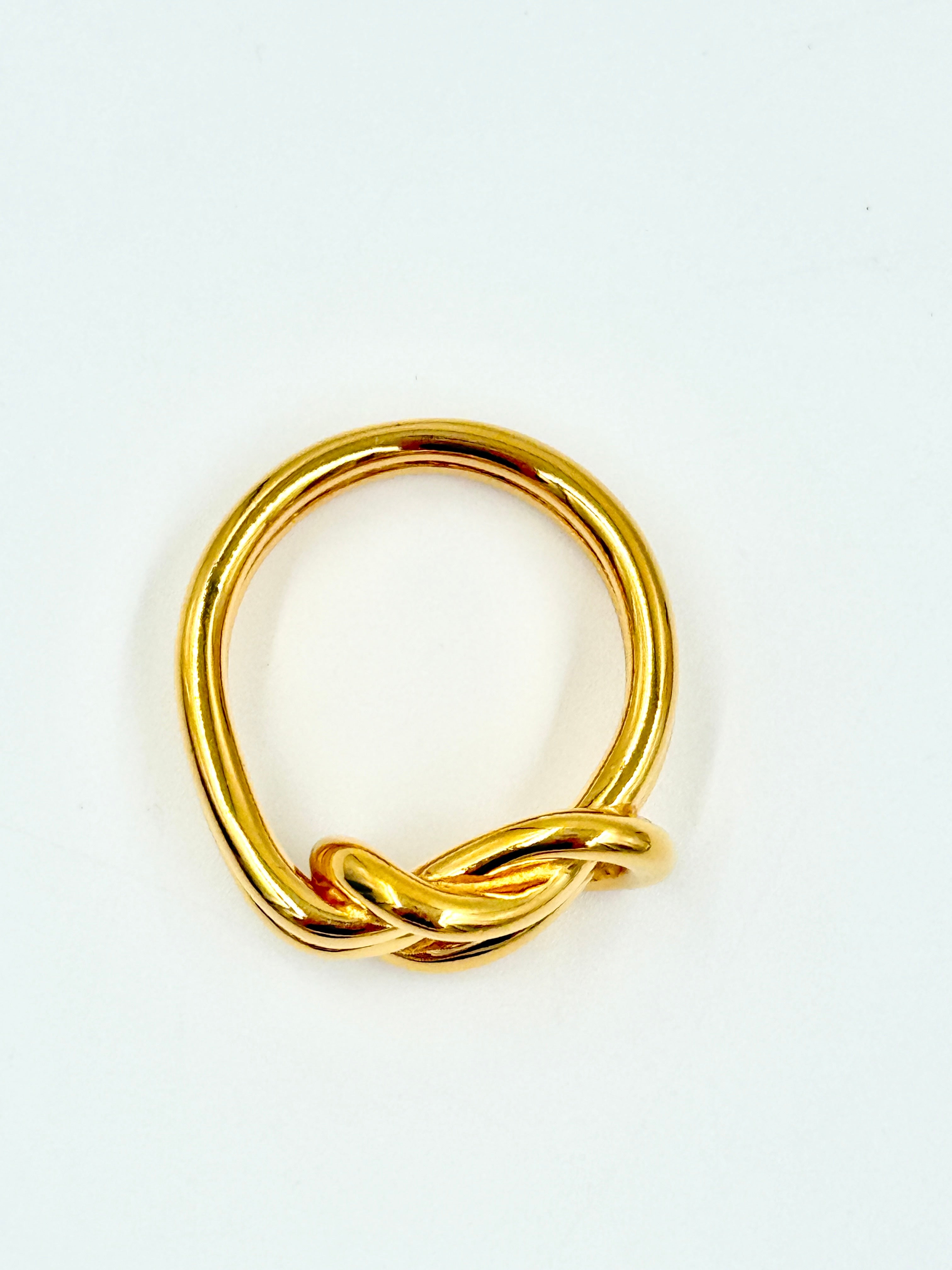 Pre-Owned Hermès Atame Scarf Ring Gold Plated - Authenticated