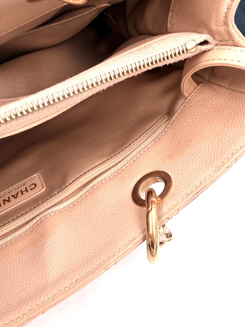 Pre-owned Chanel Beige Caviar Leather Grande Shopping Tote Gold Hardware - Authenticated