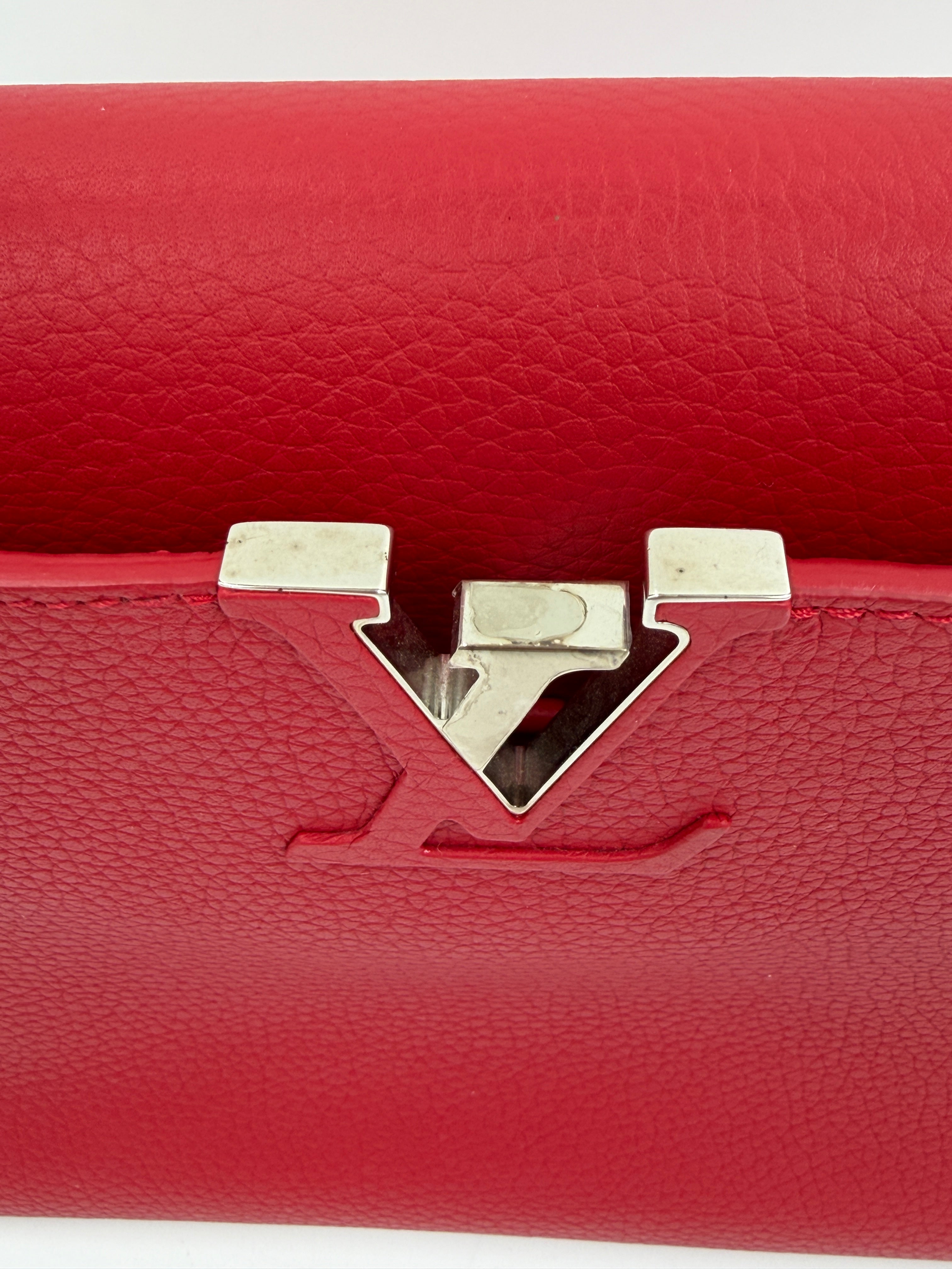 Pre-owned Louis Vuitton Taurillon Capucines BB - Authenticated