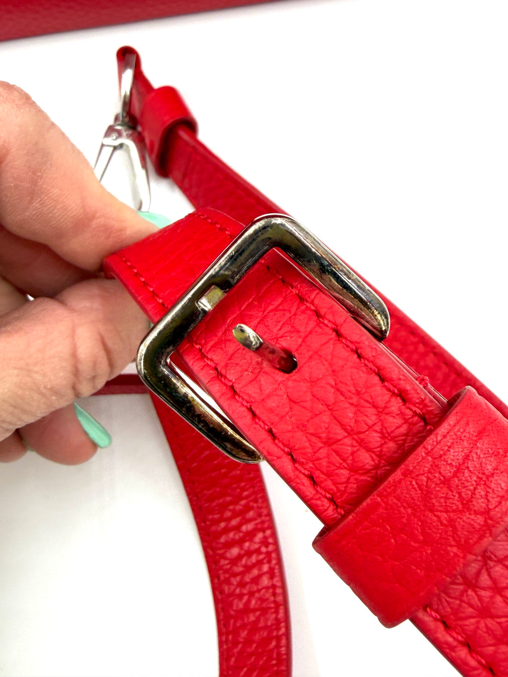 Pre-owned Louis Vuitton Taurillon Capucines BB - Authenticated