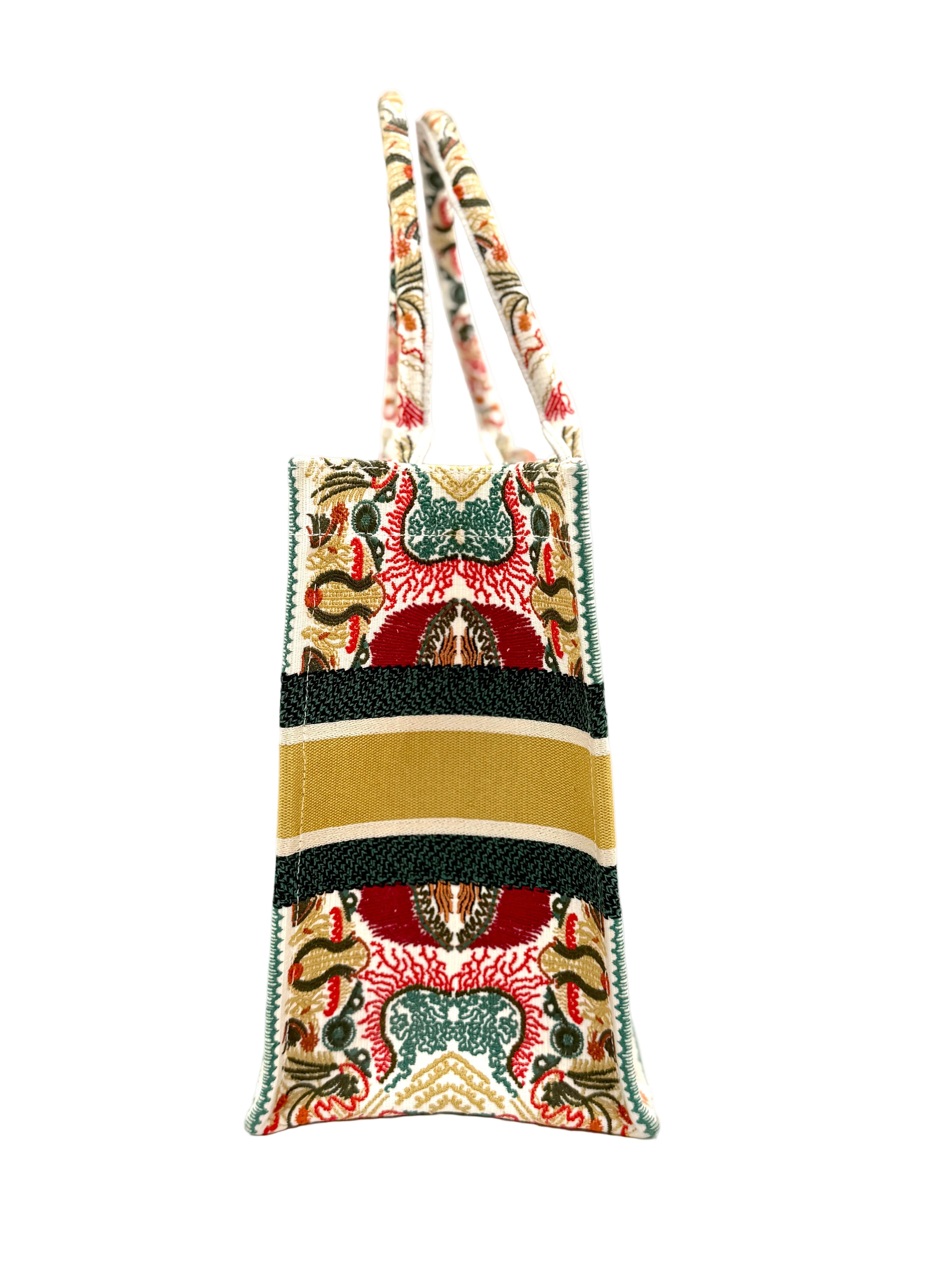 Pre-owned Dior Medium Embroidered Book Tote Heart Lights Limited Edition - Authenticated