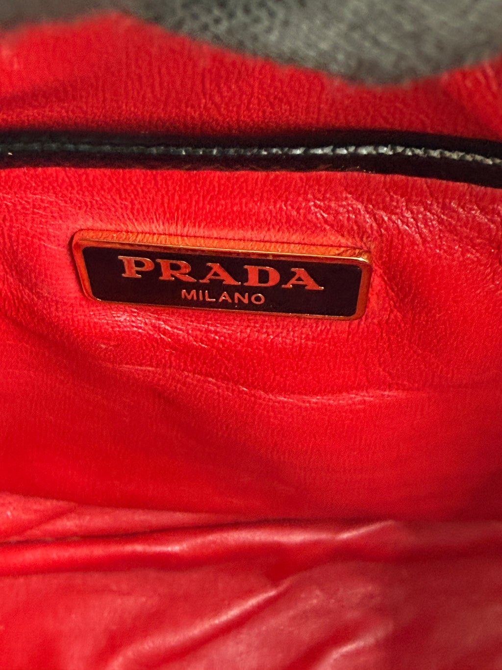 Pre-Owned Prada Black Saffiano Vernice Crossbody Bag White Flower - Authenticated