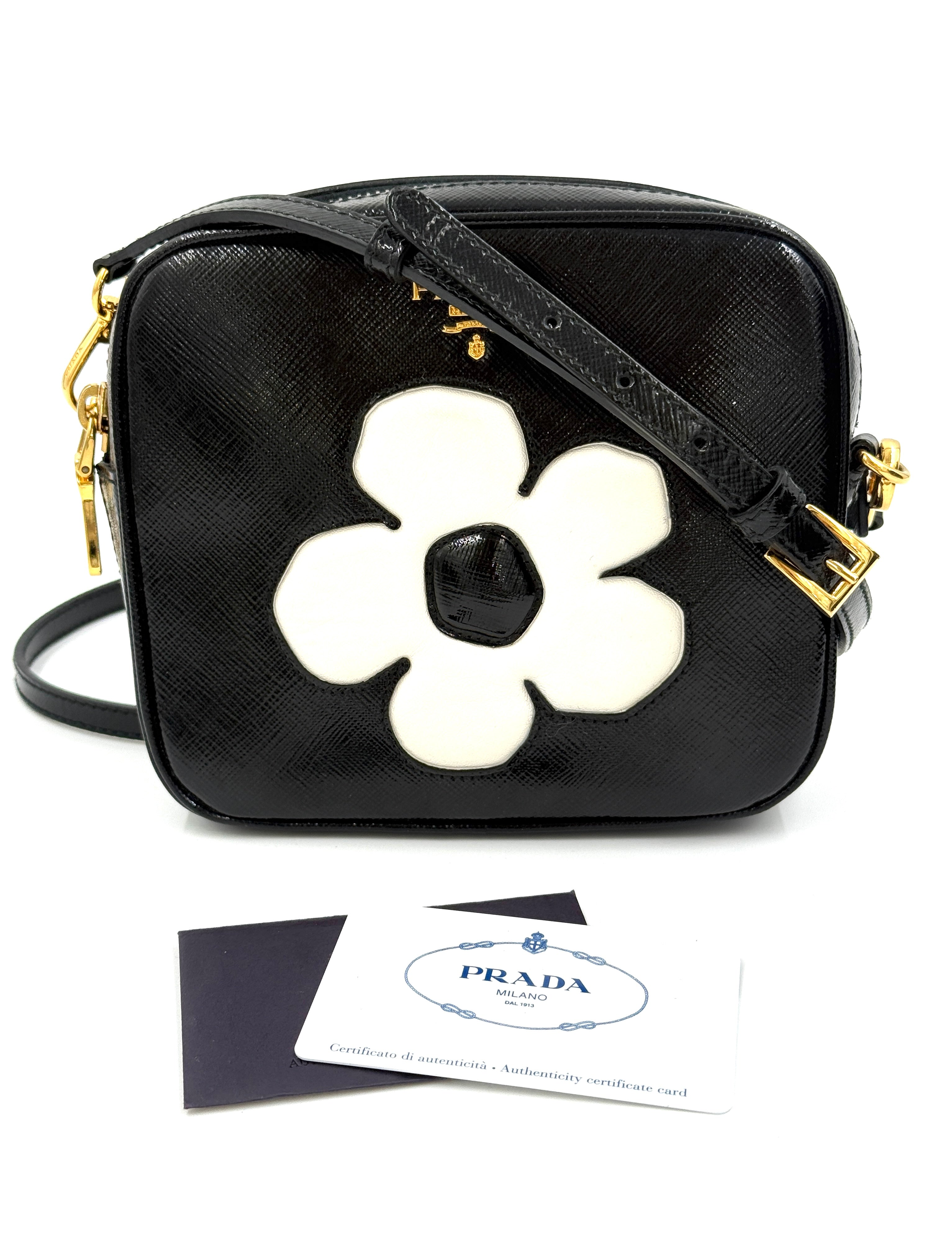 Pre-Owned Prada Black Saffiano Vernice Crossbody Bag White Flower - Authenticated