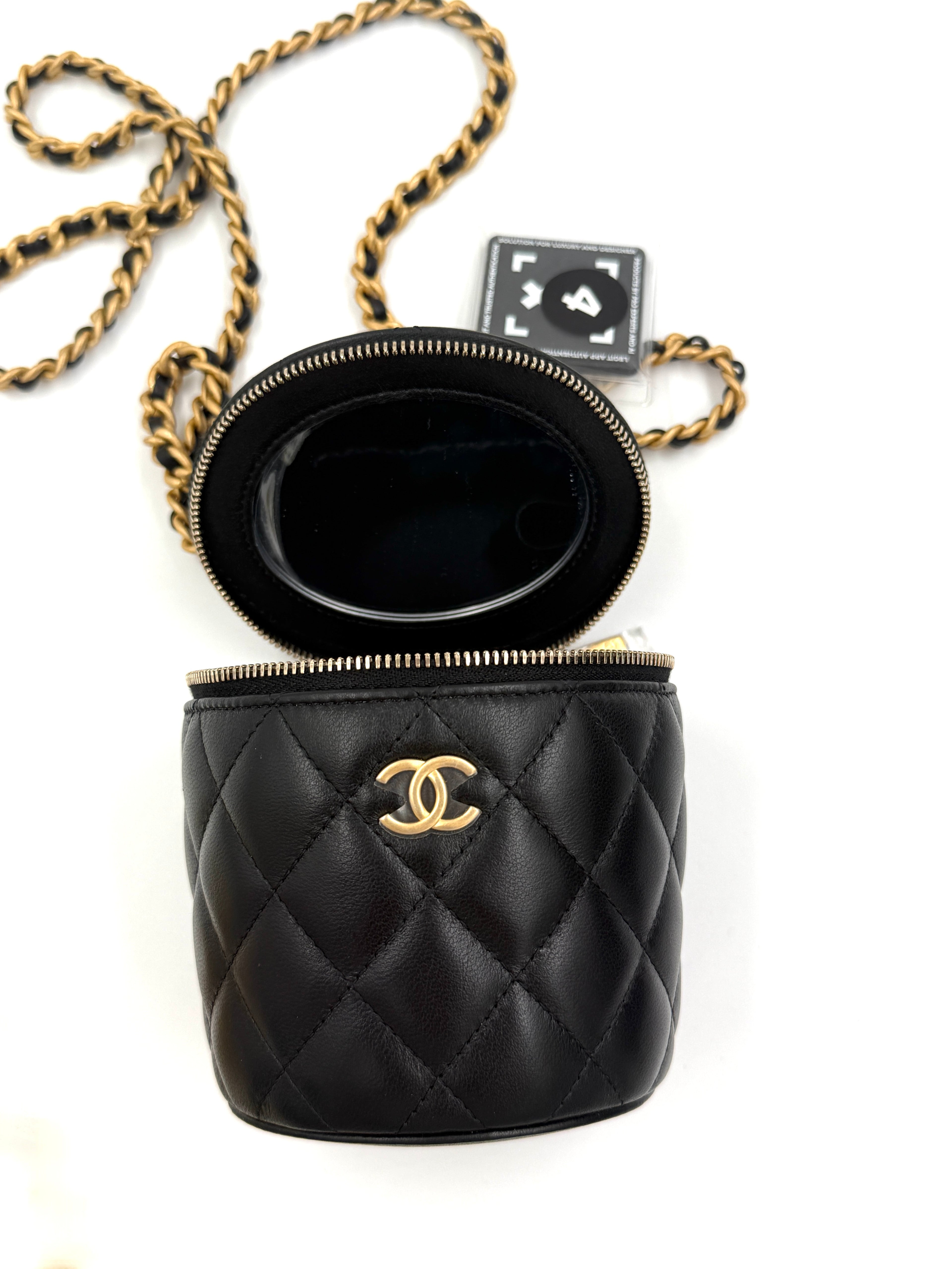 Pre-owned CHANEL Black Lambskin Quilted Afternoon Tea Top Handle Vanity Case Authenticated