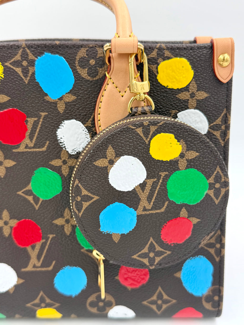 Pre-owned Louis Vuitton x Yayoi Kusama Painted Dots Monogram OnTheGo PM Tote Bag - Authenticated