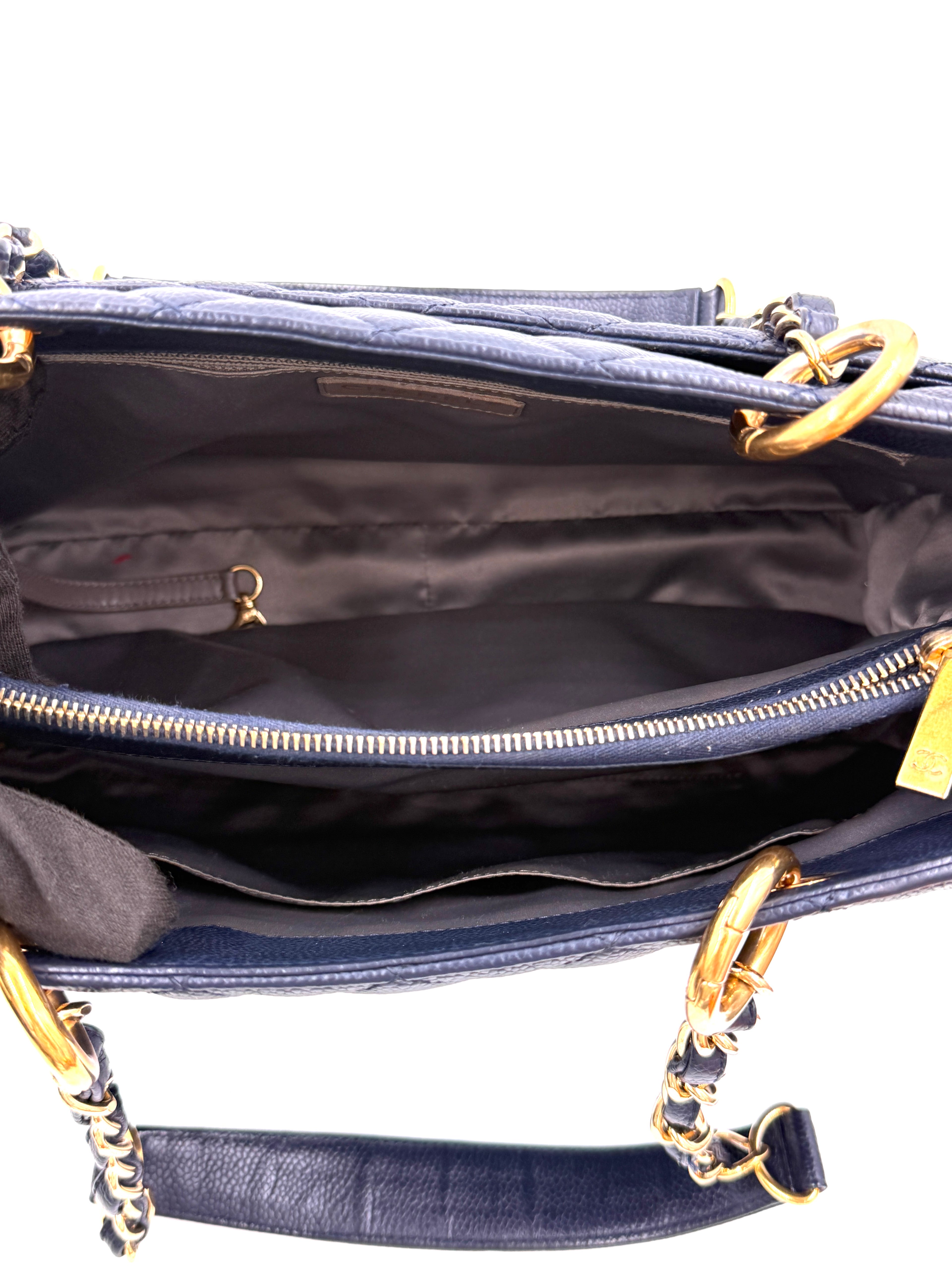 Pre-owned Chanel Navy Blue Caviar GST Grand Shopping Tote Gold Hardware - Authenticated