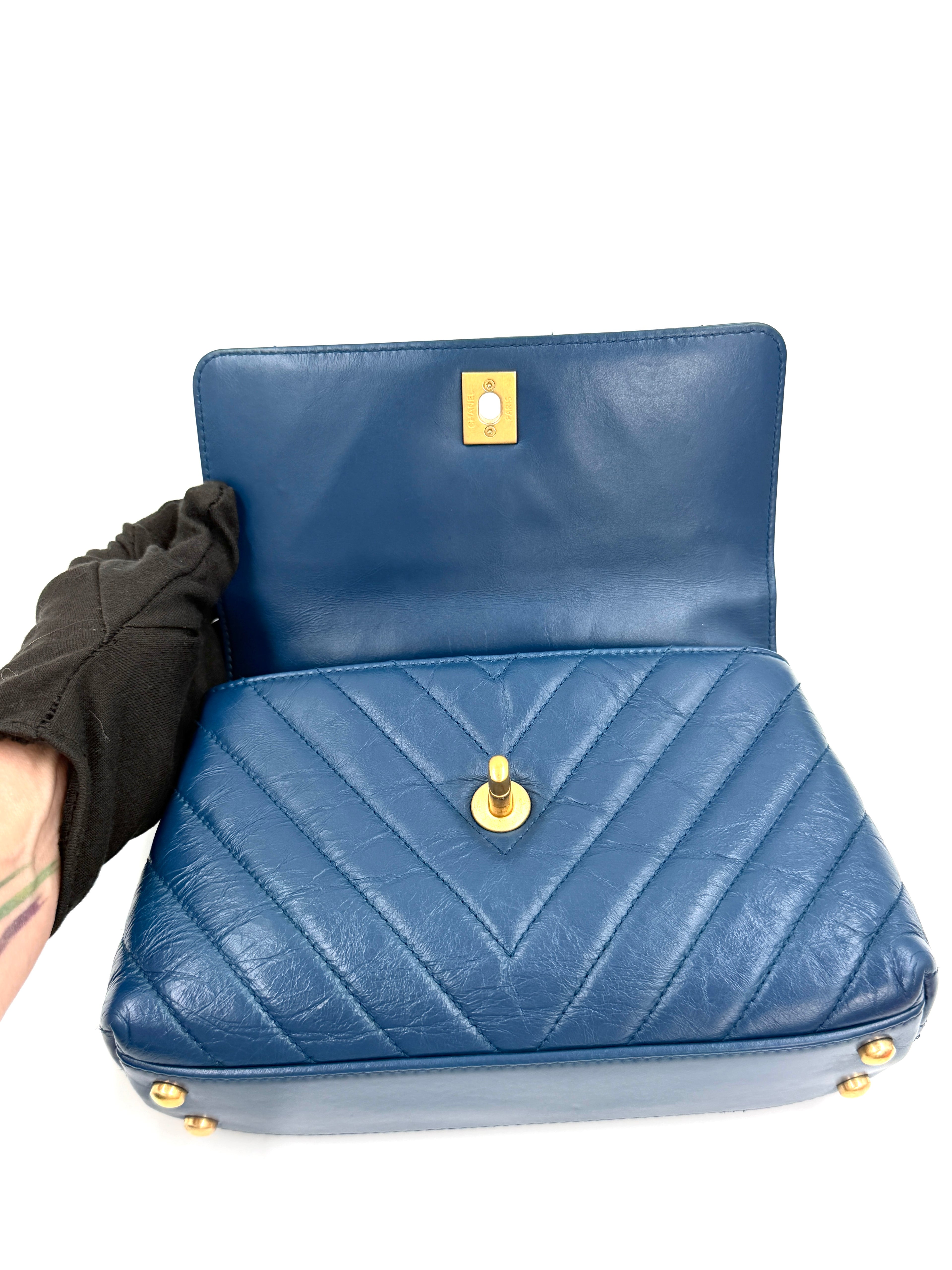 Pre-owned Chanel Mini Coco Handle Blue Chevron Calfskin Lizard Handle - Authenticated
