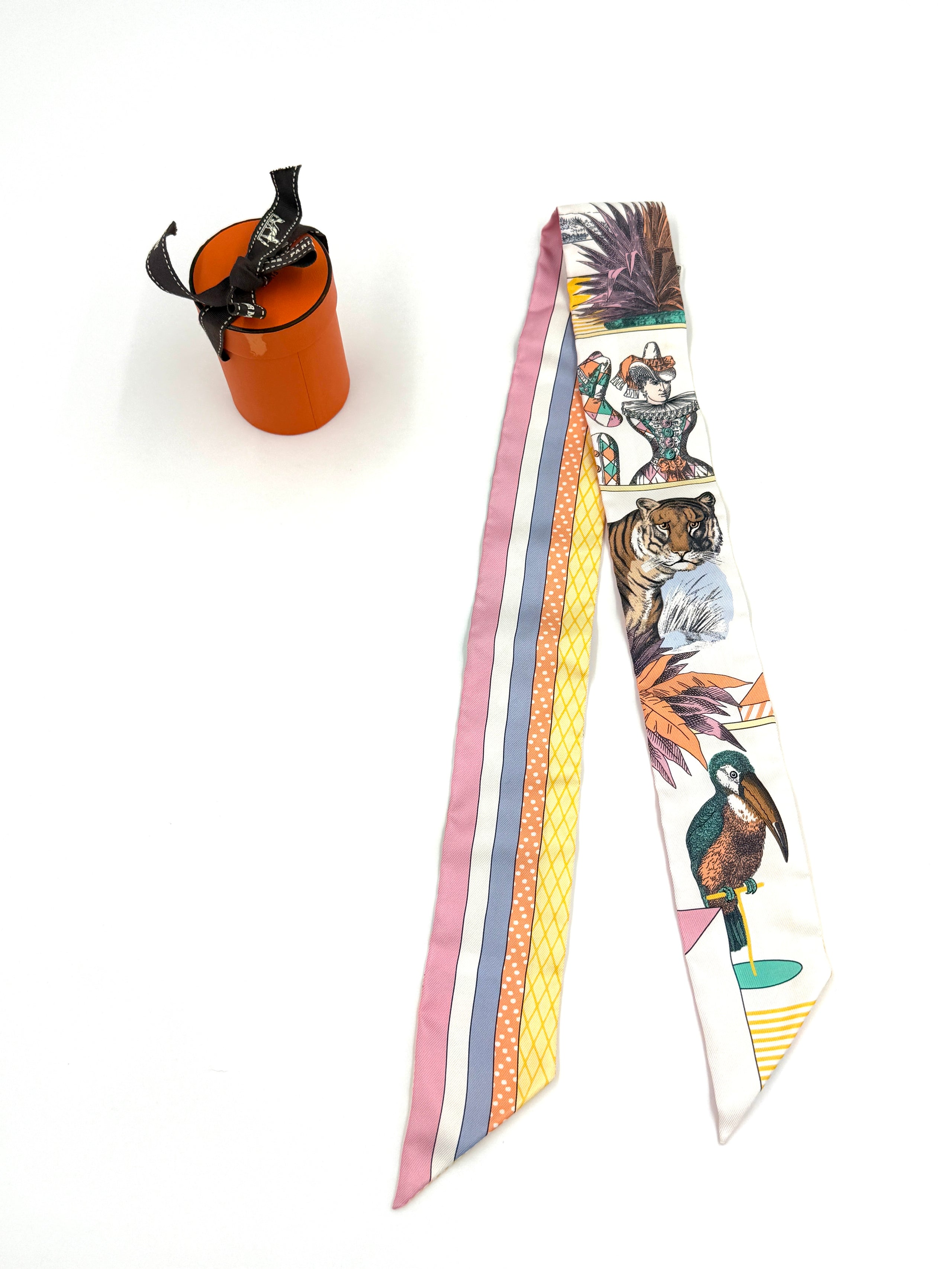 Pre-Owned Hermès Tiger Circus Twilly Scarf with Box