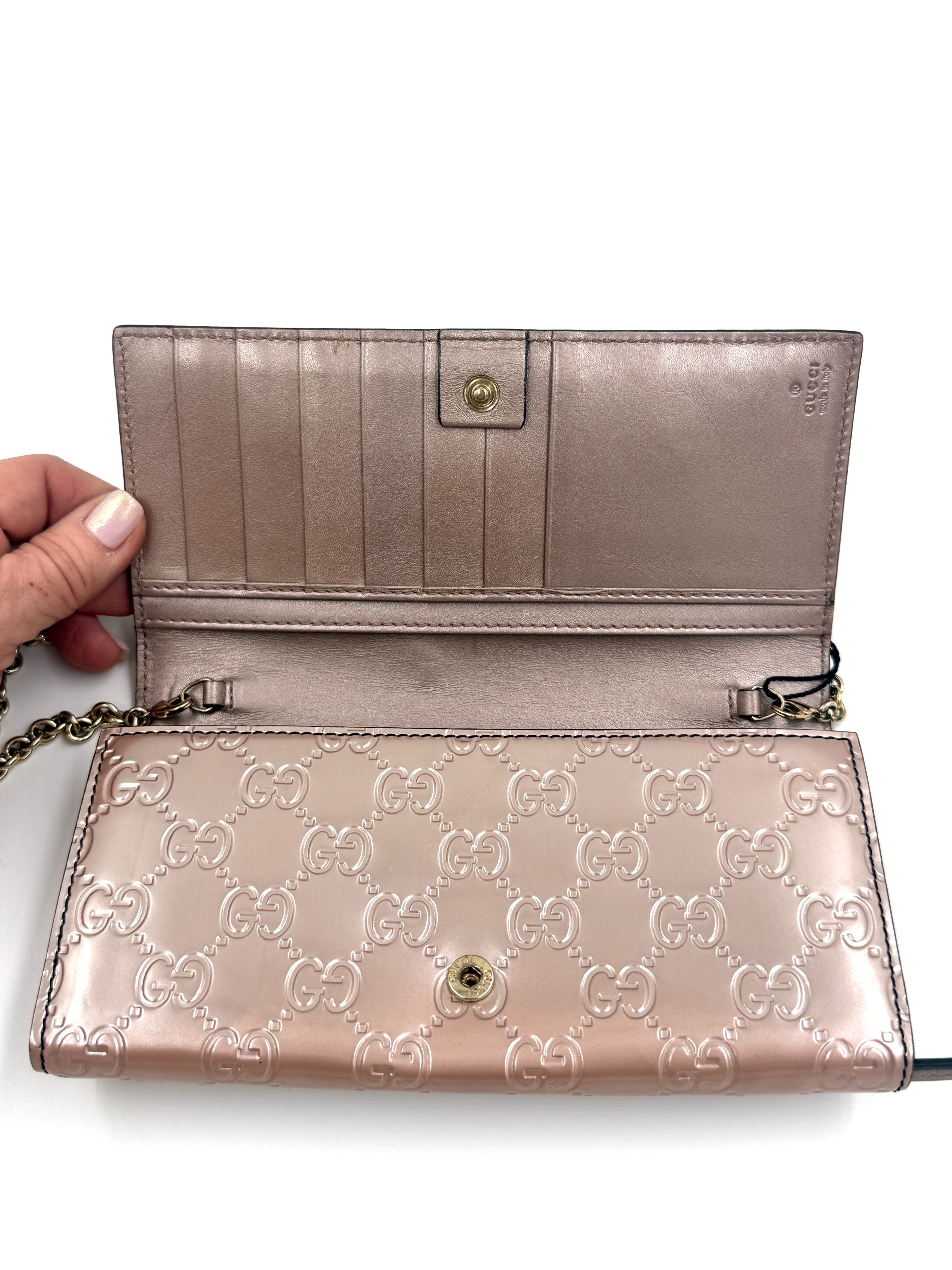 Pre Owned Gucci Guccissima Emily Continental Chain Wallet  Beige - Authenticated