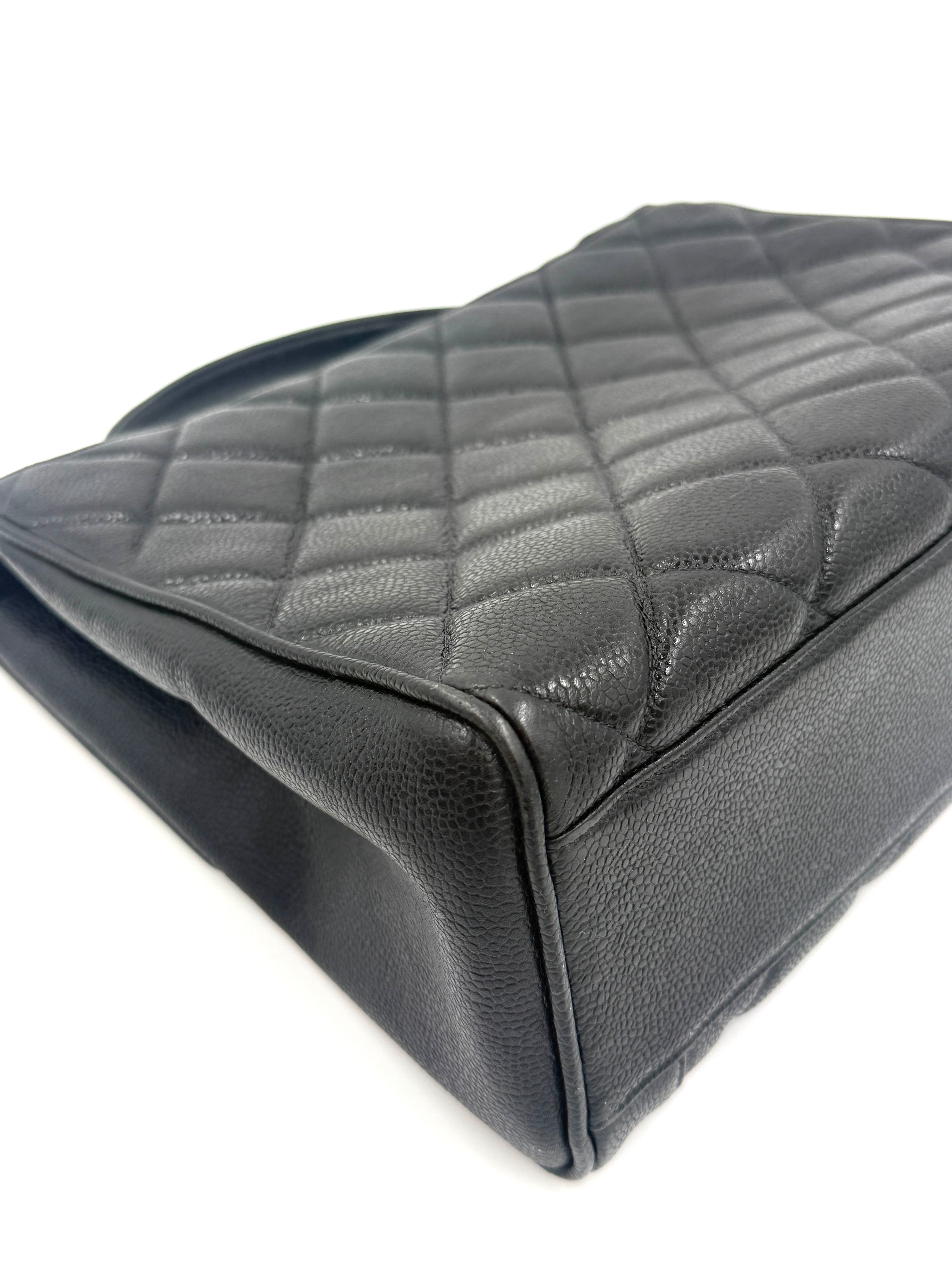 Pre-Owned Chanel Vintage Jumbo Kelly Caviar Leather Top Handle Bag - Authenticated