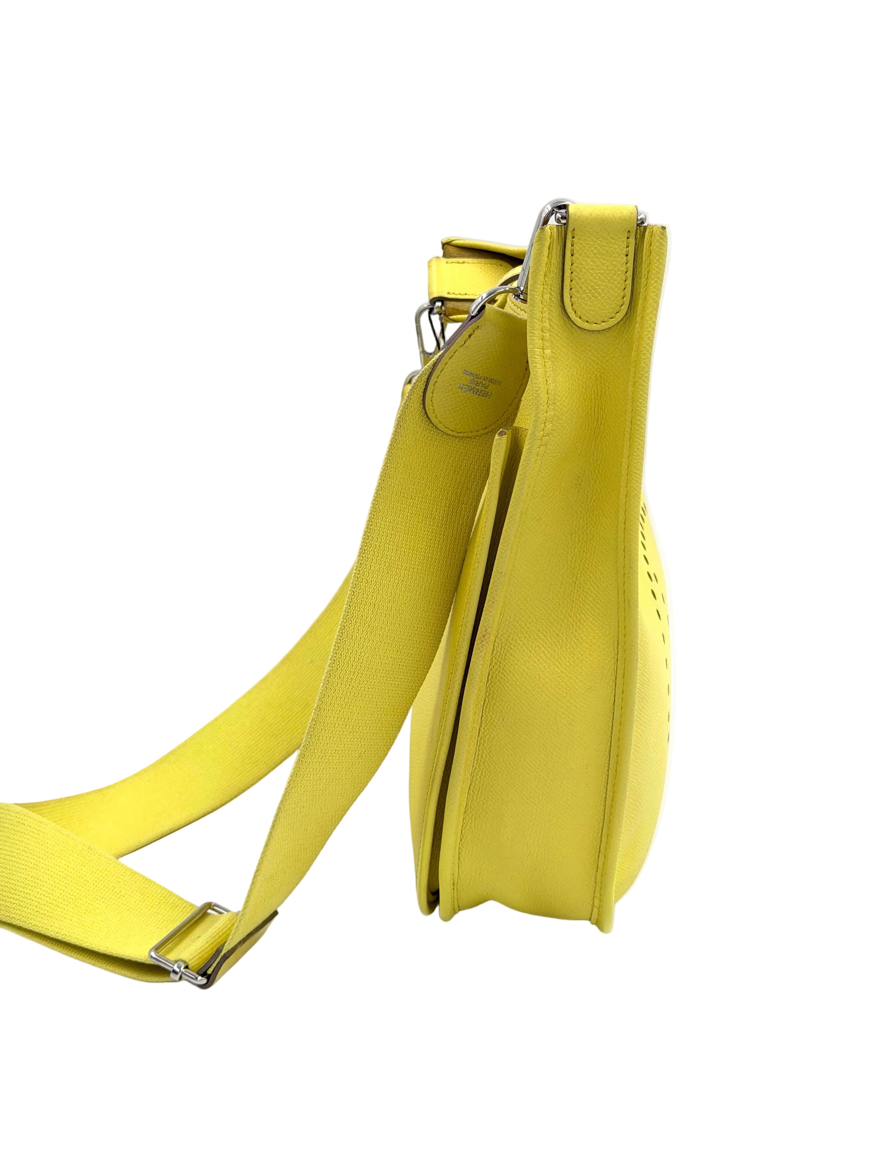 Pre-owned 2011 Hermès Yellow Epsom Evelyne III 33 Crossbody Bag - Authenticated