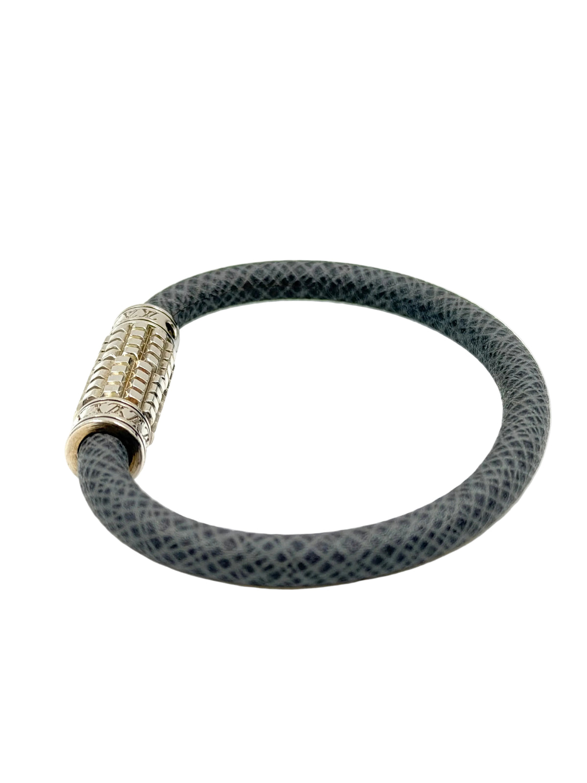 Pre-owned Louis Vuitton Glacier Taiga Leather Digit Bracelet