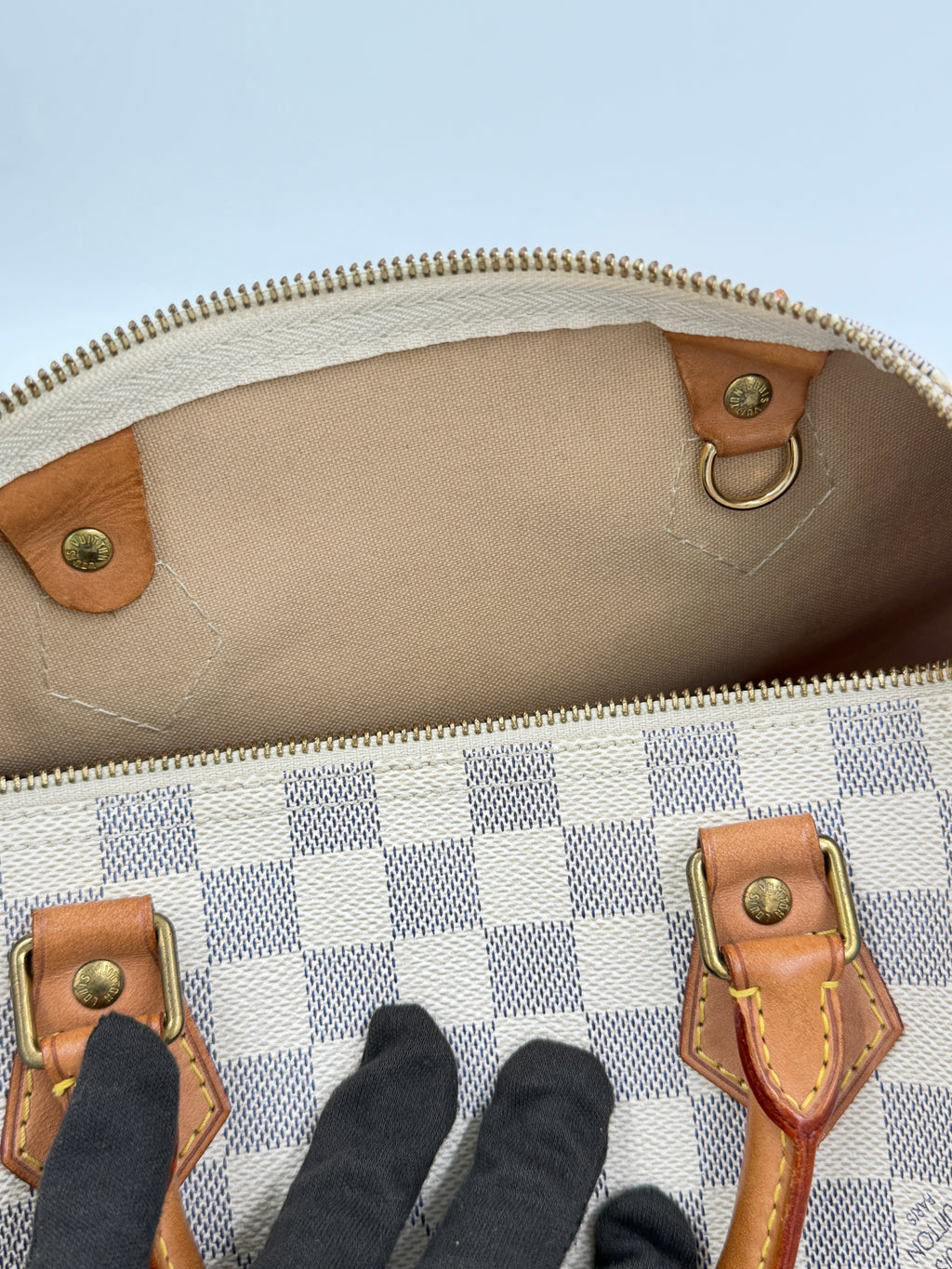 Pre-Owned Louis Vuitton Damier Azur Coated Canvas Speedy 30 - Authenticated