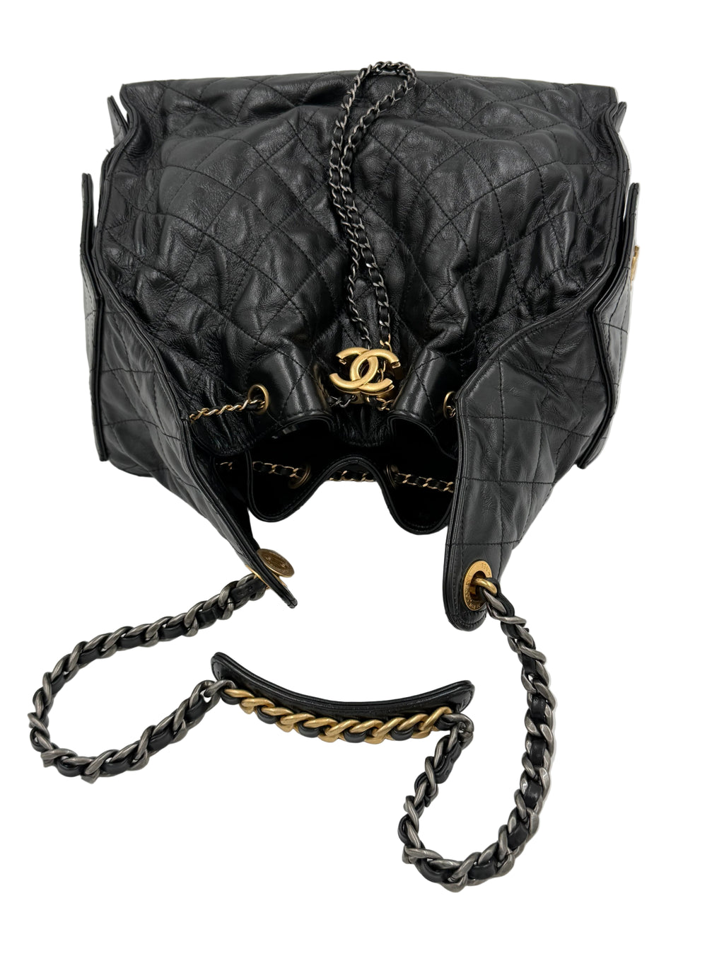 Pre-owned Chanel 25 Medium Handbag in Black Shiny Crumpled Calfskin - Authenticated