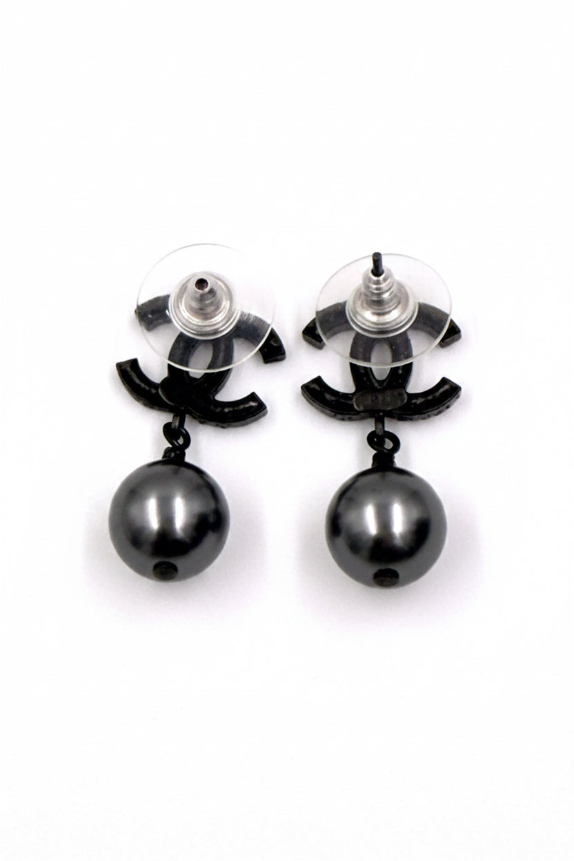 Pre-owned Chanel Crystal Bead CC Drop Earrings Ruthenium - Authenticated