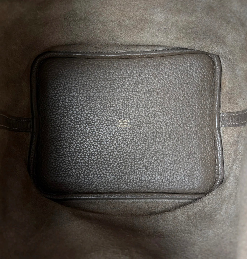 Pre-owned Hermès Picotin 22 Etoupe Taurillon Clemence Leather with Gold Hardware - Authenticated