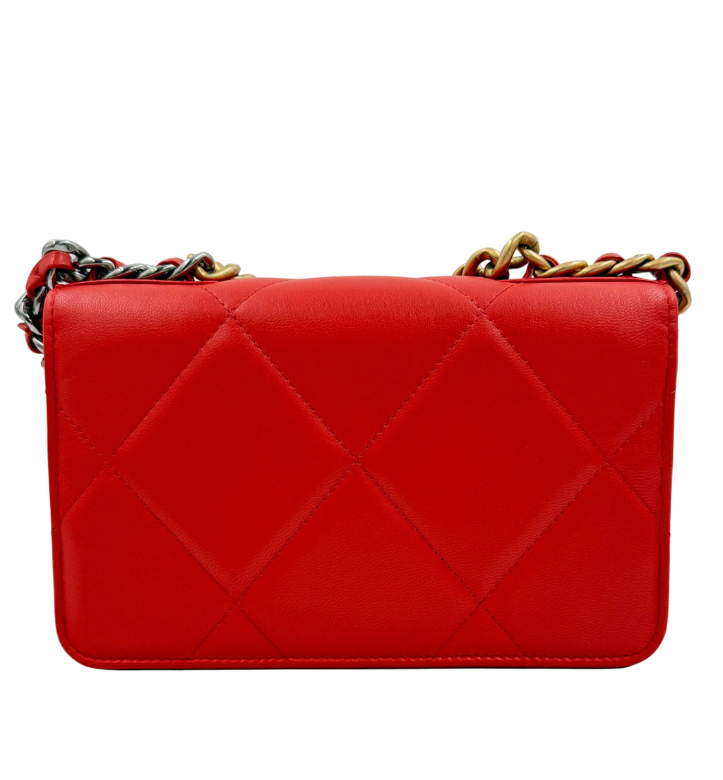 Pre-owned Chanel 19 Wallet on Chain Quilted Lambskin Red/Orange - Authenticated