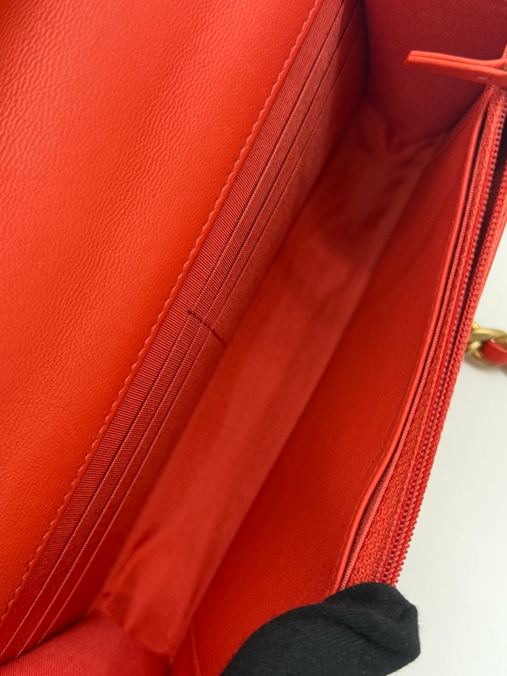 Pre-owned Chanel 19 Wallet on Chain Quilted Lambskin Red/Orange - Authenticated