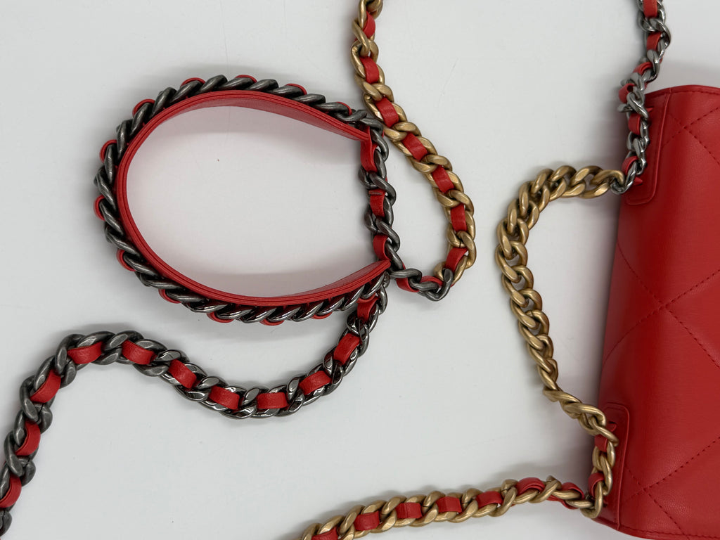 Pre-owned Chanel 19 Wallet on Chain Quilted Lambskin Red/Orange - Authenticated