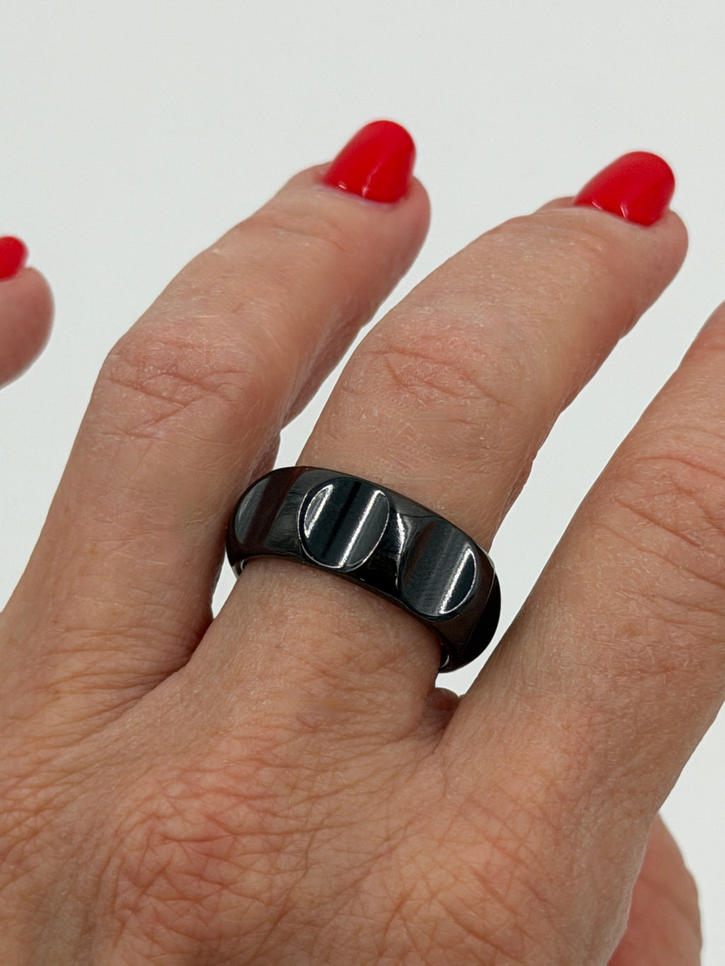 Pre-Owned Tiffany & Co Black Titanium Paloma Picasso Groove Ring Unisex - Authenticated