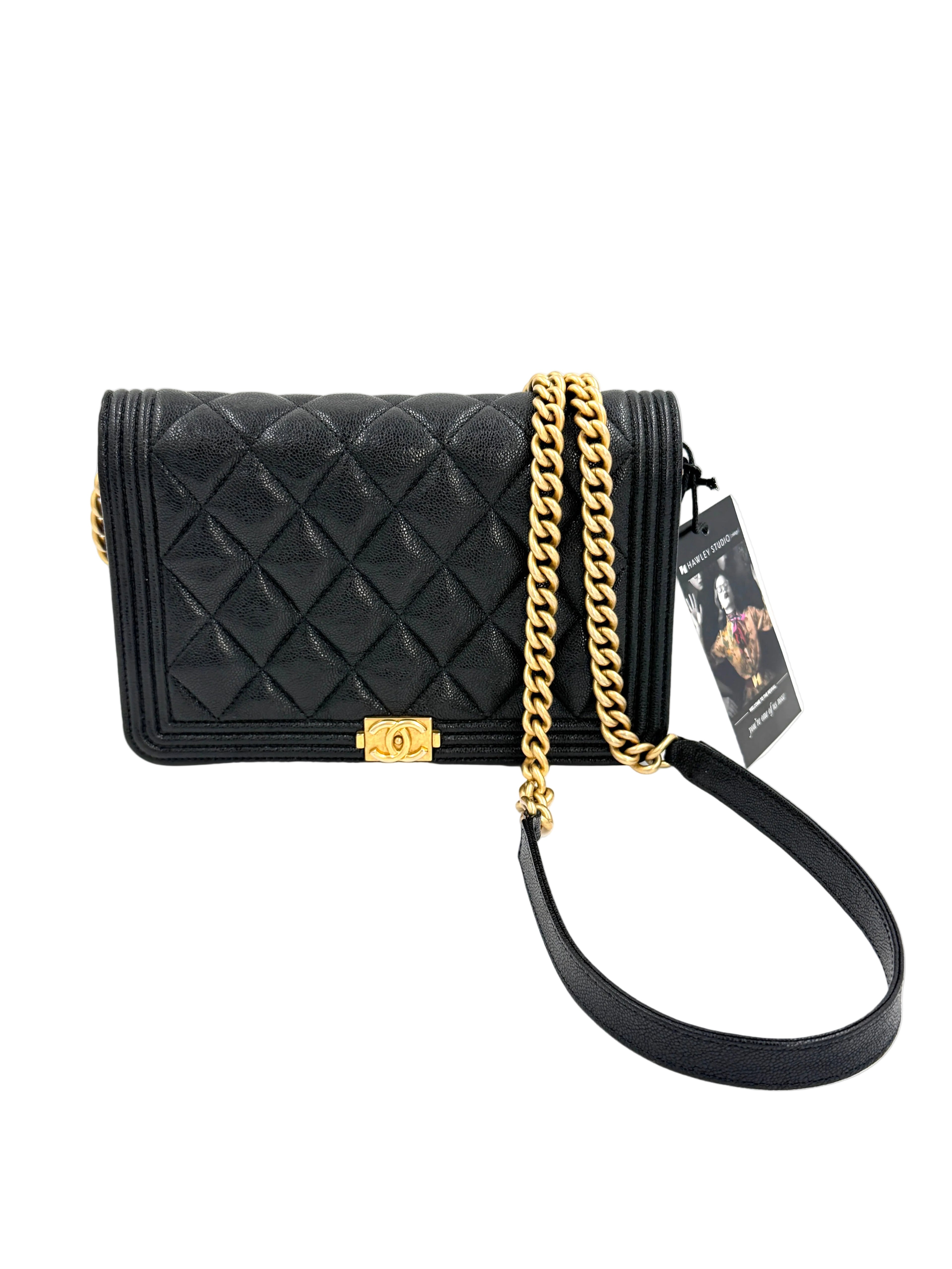 Pre-Owned Chanel Caviar Leather Boy Bag Wallet on Chain - Authenticated