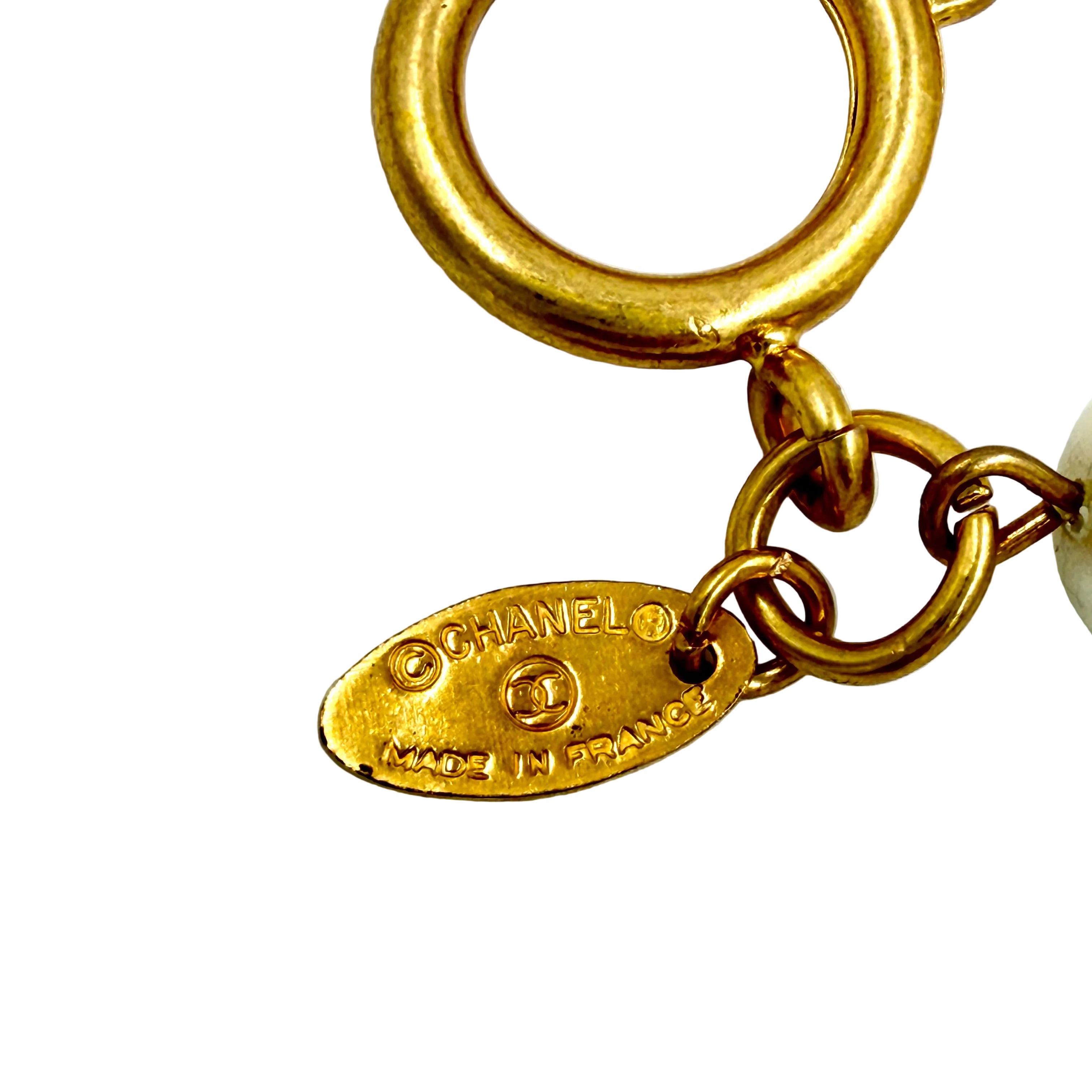 Pre-Owned Chanel Faux Pearl and Gold Plate CC Necklace 1994 - Authenticated
