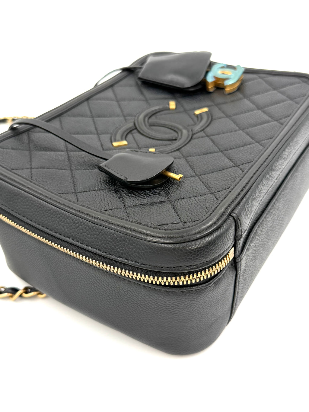 Pre-Owned Chanel Black Quilted Caviar CC Filigree Vanity Case - Authenticated